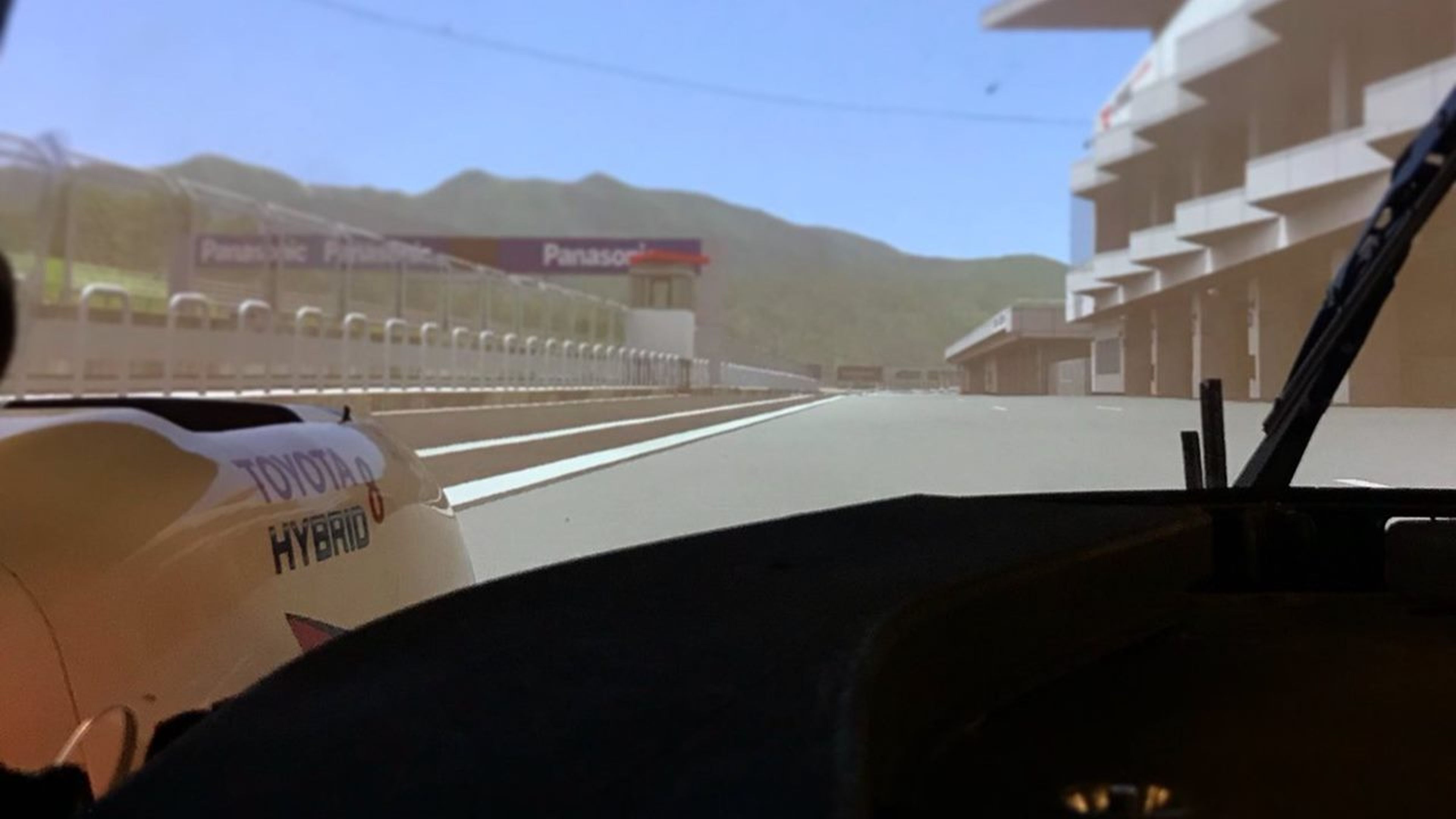 Alonso en el simulador de Fuji