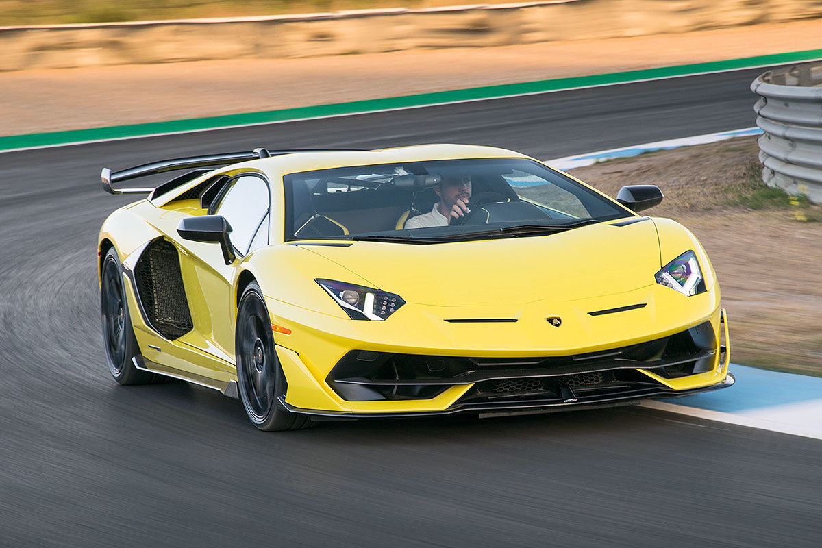 Prueba: Lamborghini Aventador SVJ. Aún más bestia -