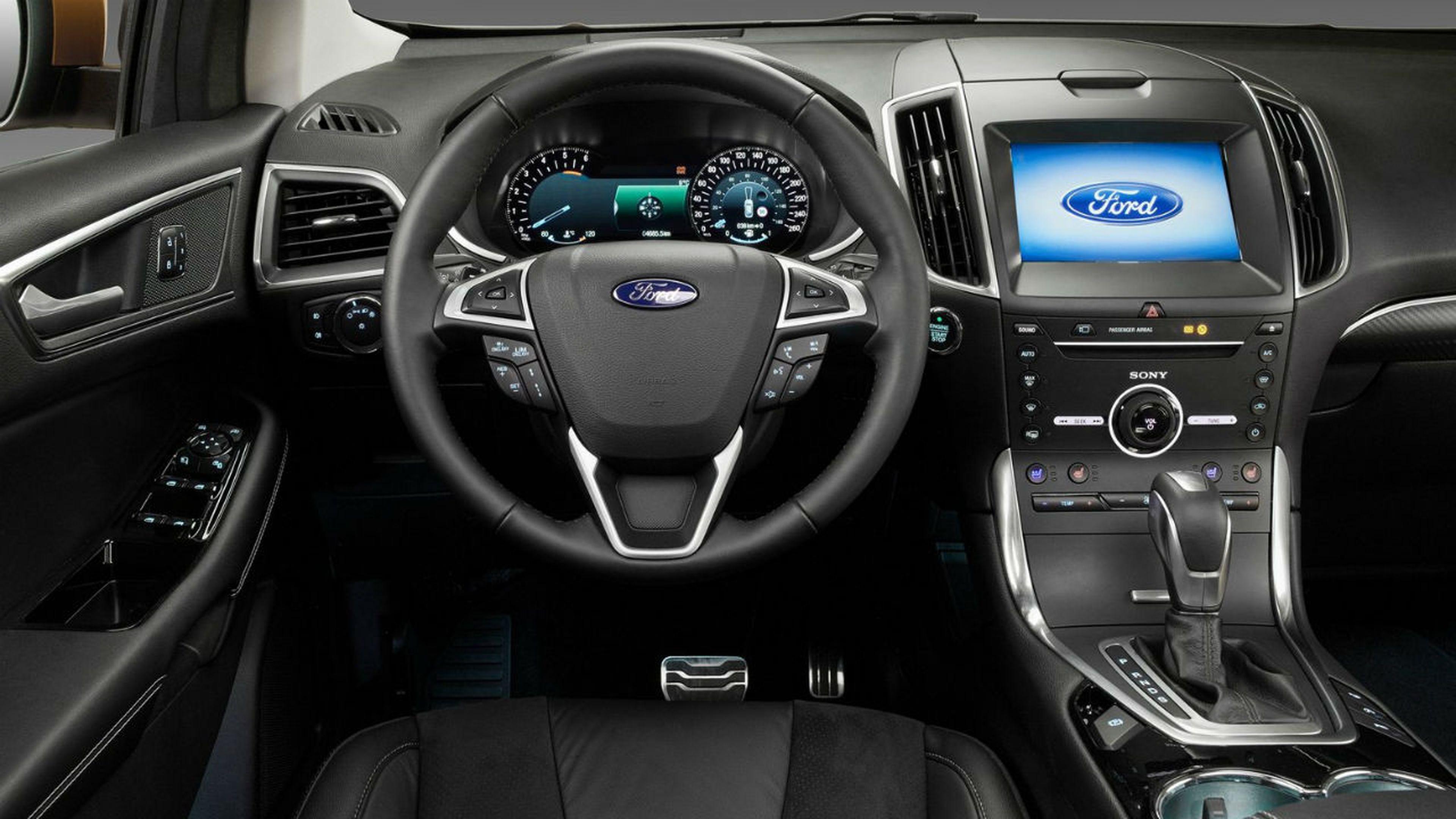 interior del Ford Edge