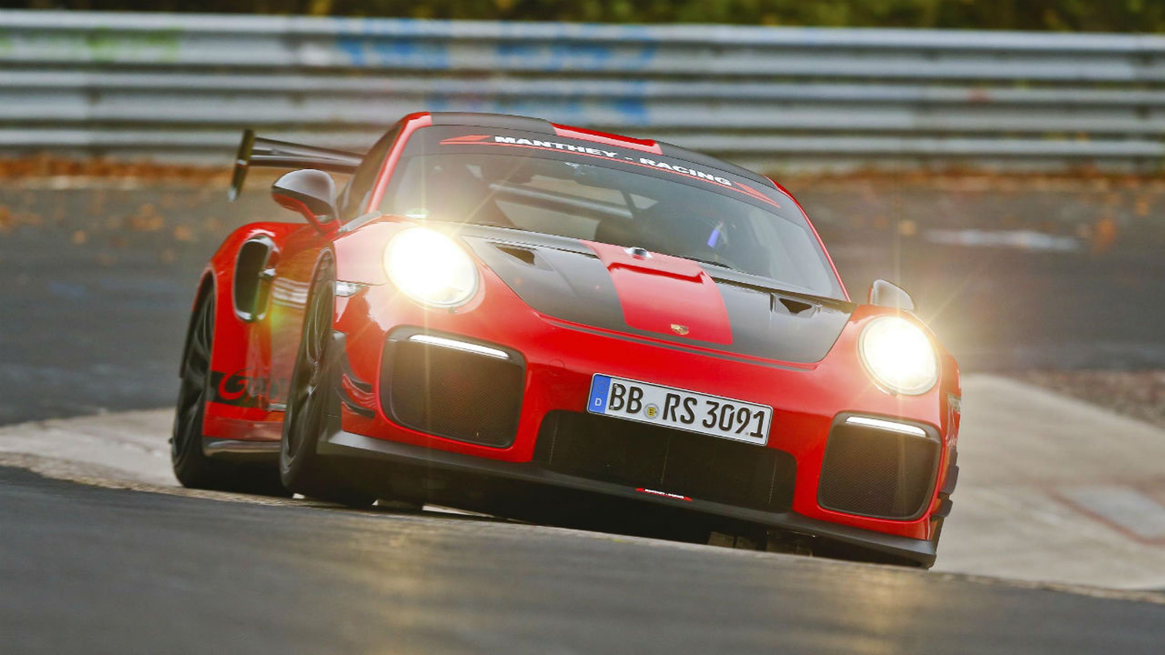 Porsche GT2 RS MR