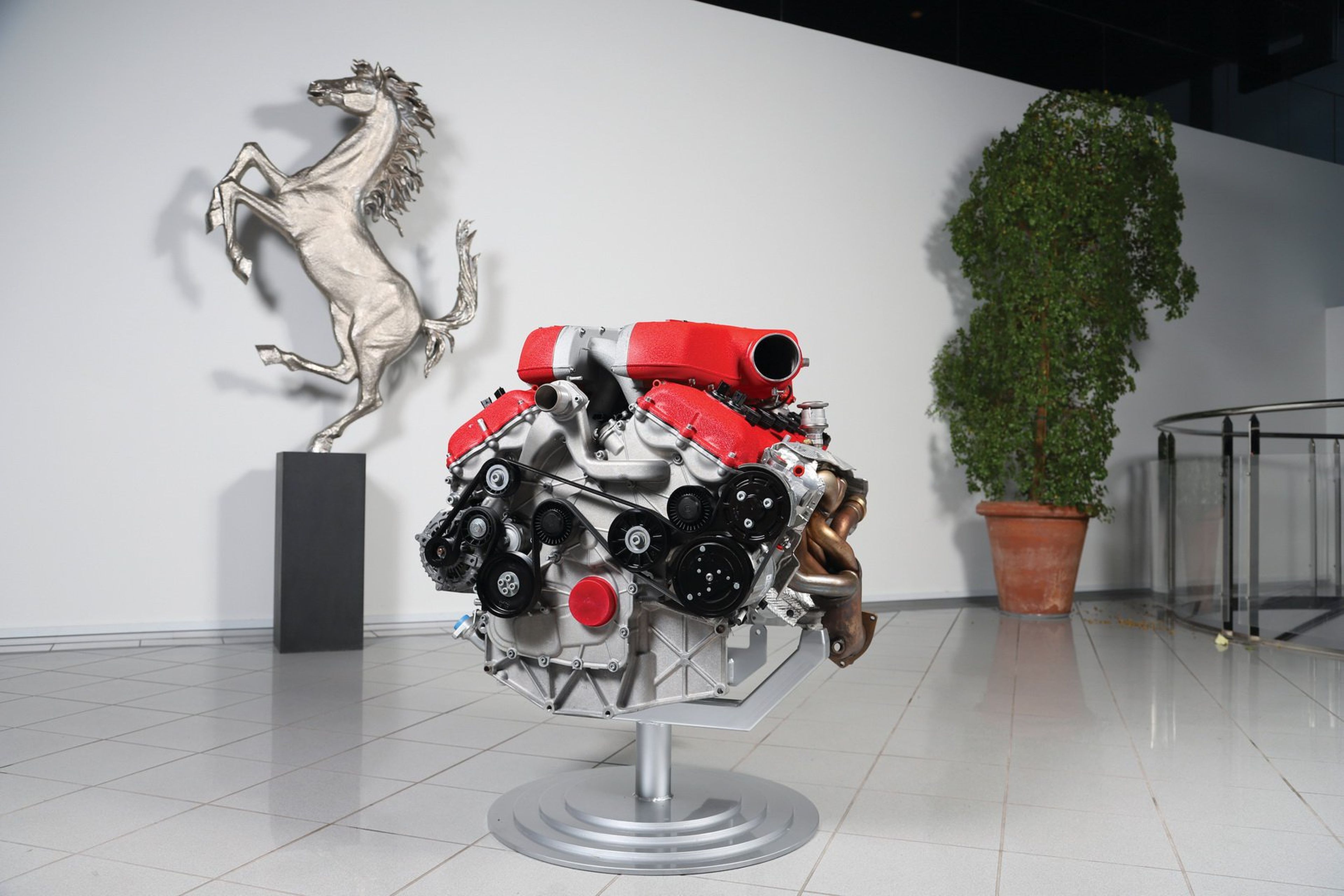 A subasta un motor V12 de Ferrari