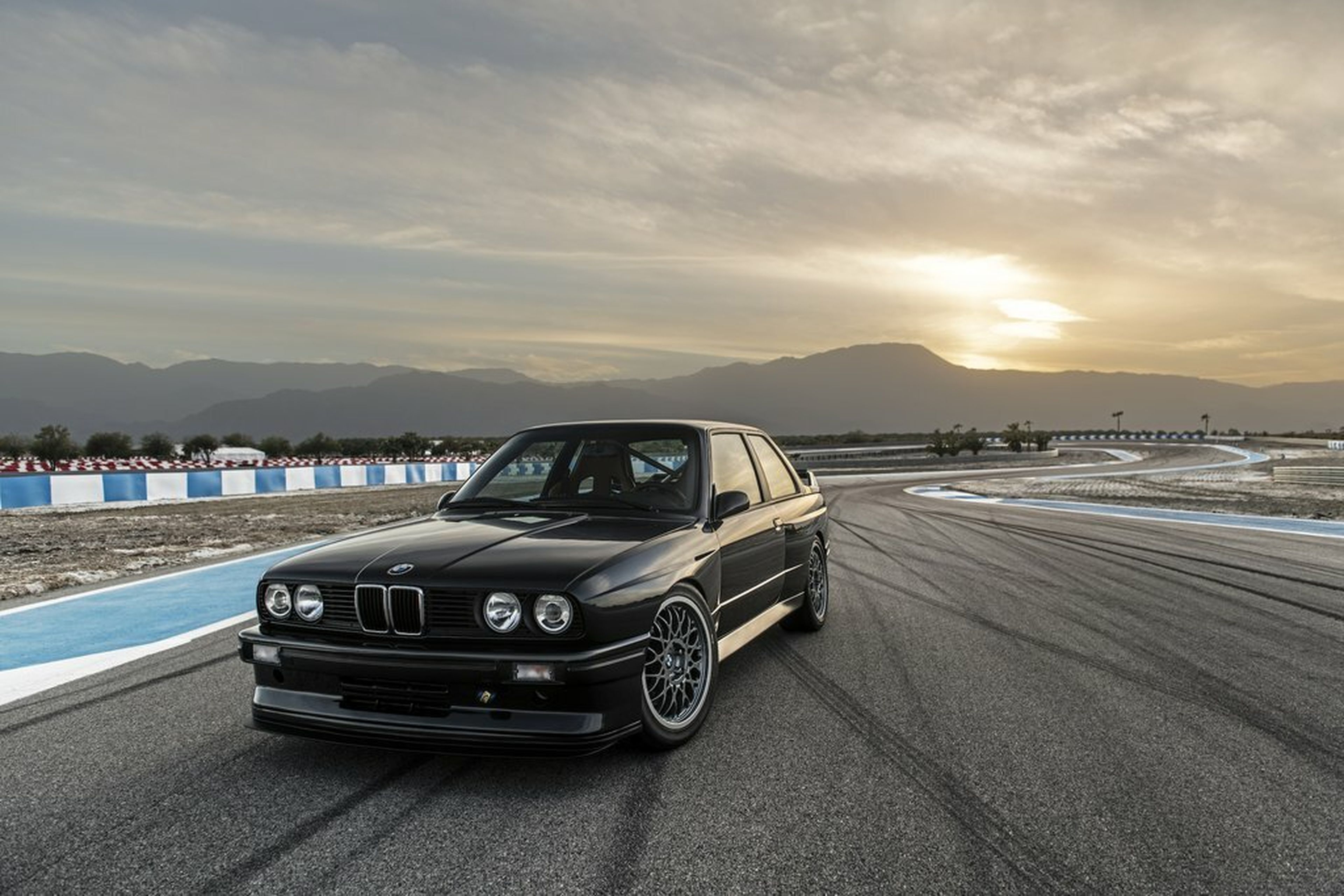 BMW E30 M3 de Redux