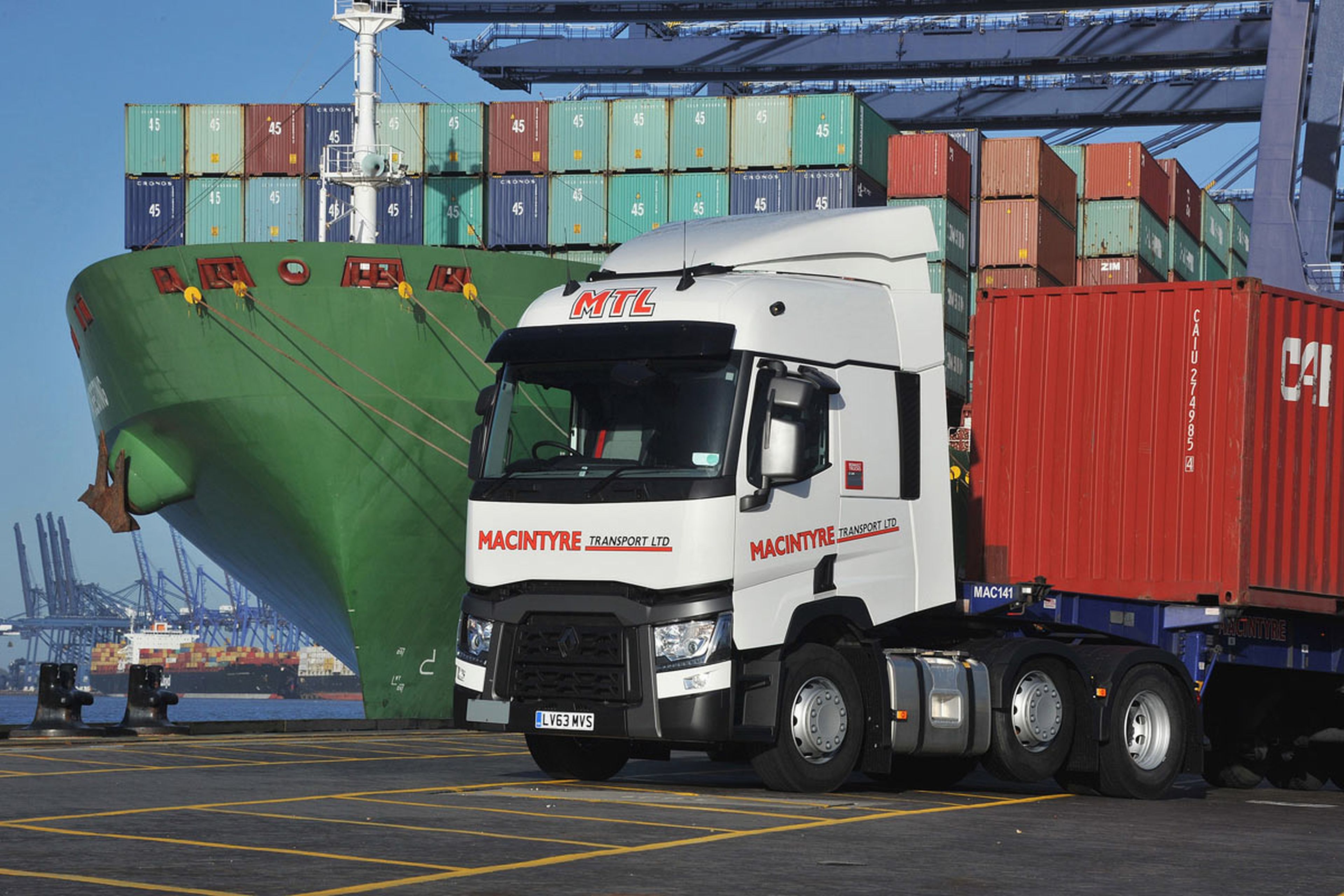 El transporte de mercancías con el Reino Unido subirá sus costes al menos en un 10% solo por las demoras en frontera.