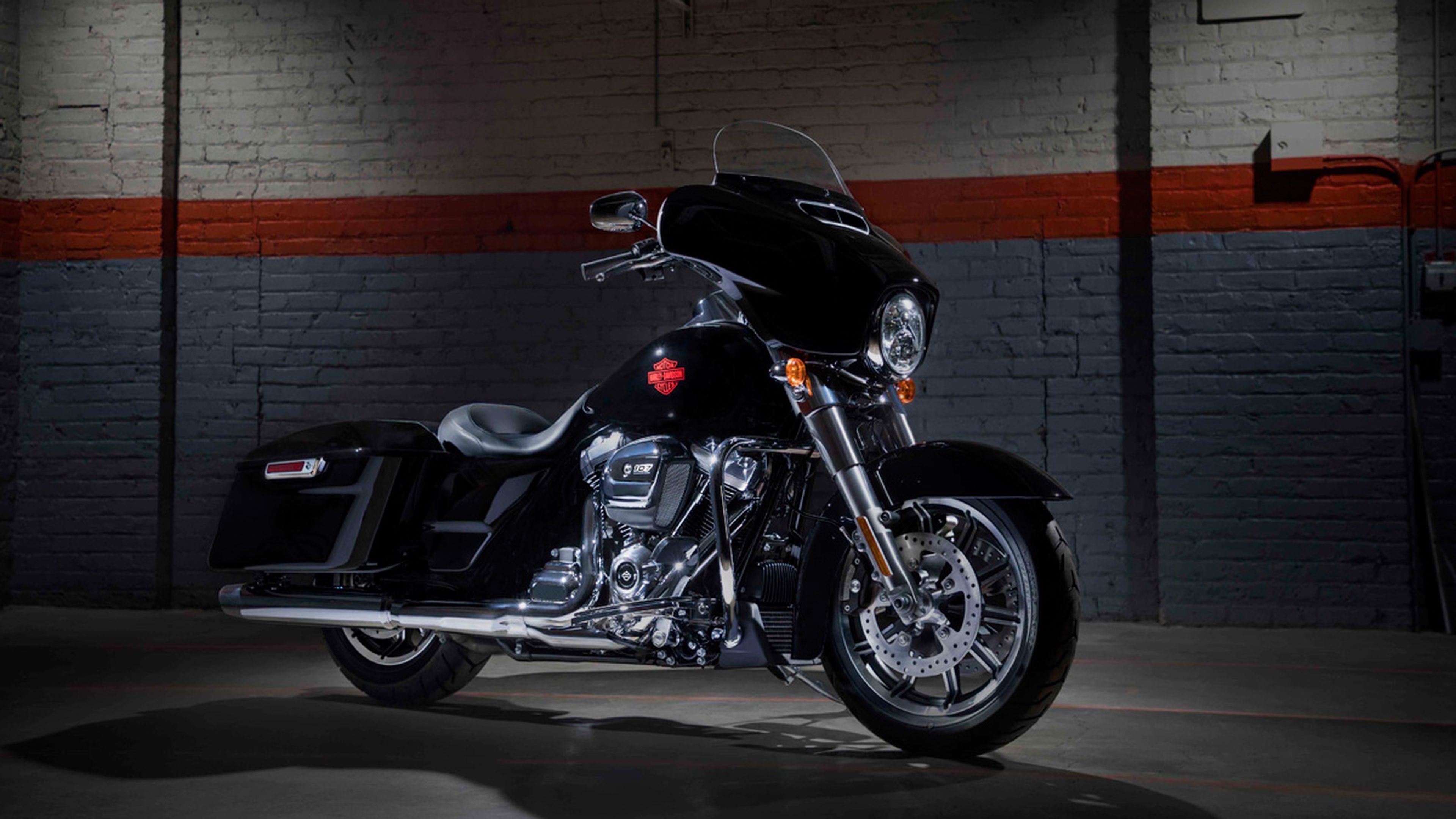 Harley-Davidson electra glide standard