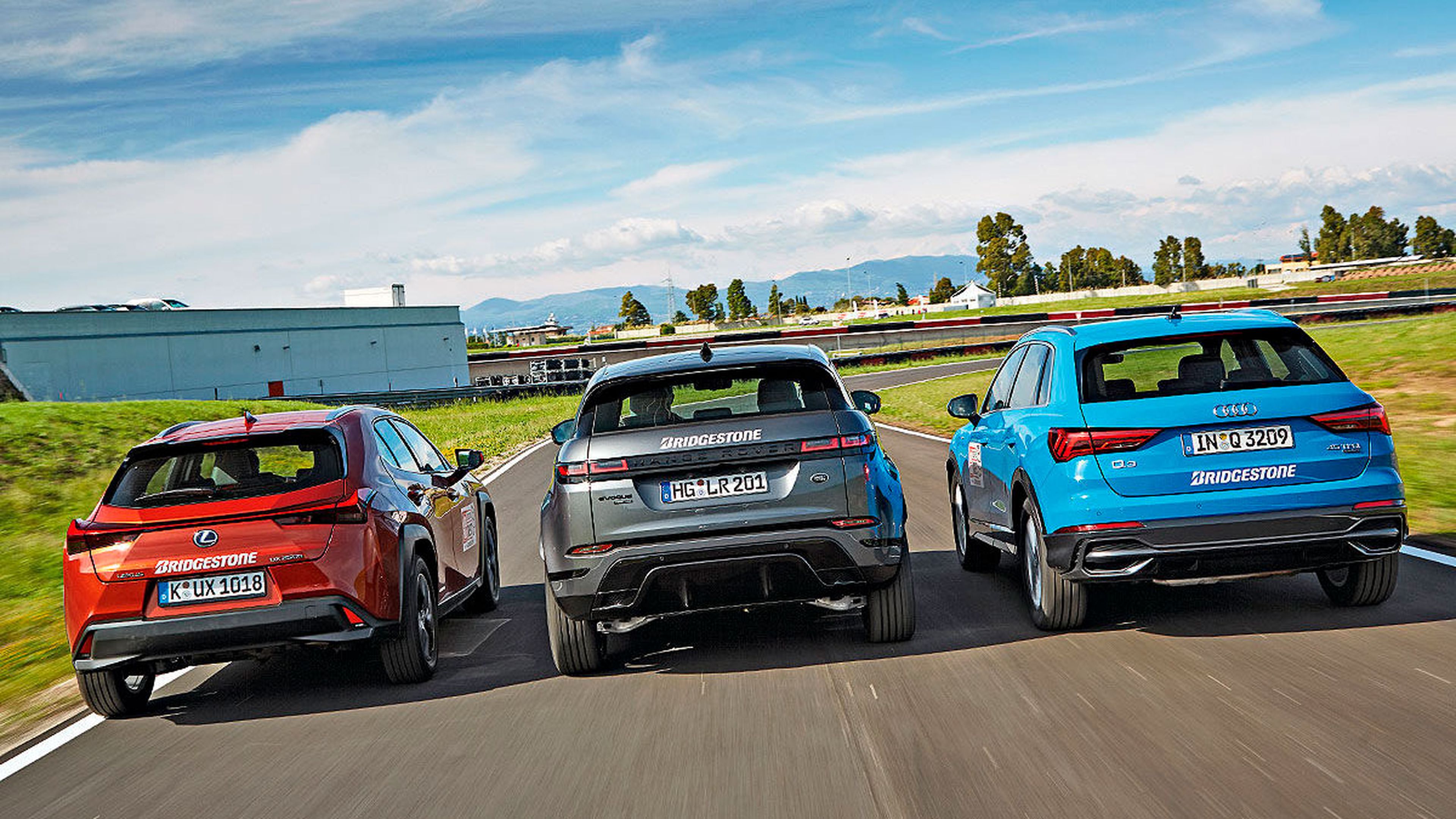 Comparativa del Range Rover Evoque contra el Audi Q3 y el Lexus UX