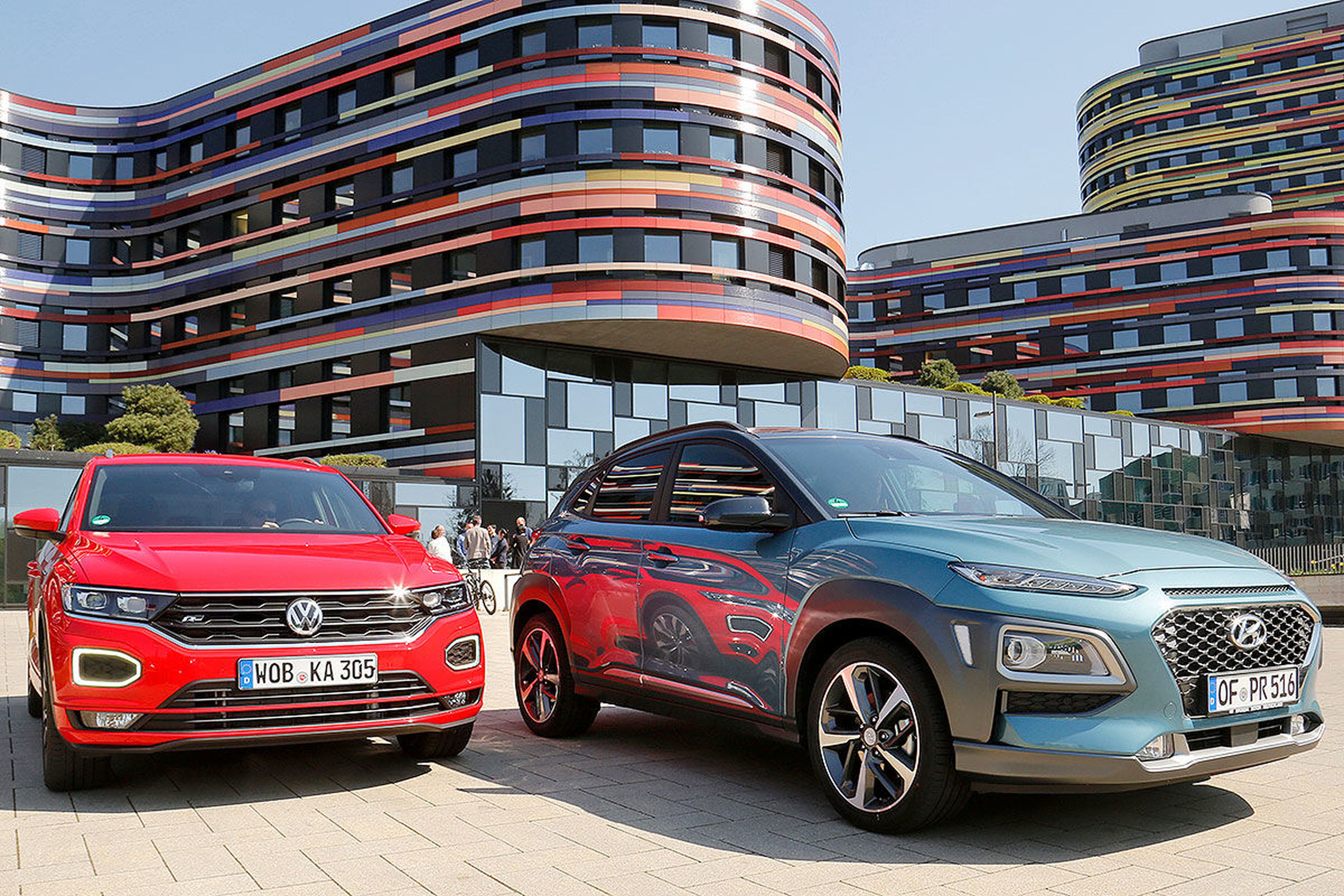 Comparativa: Volkswagen T-Roc vs Hyundai Kona
