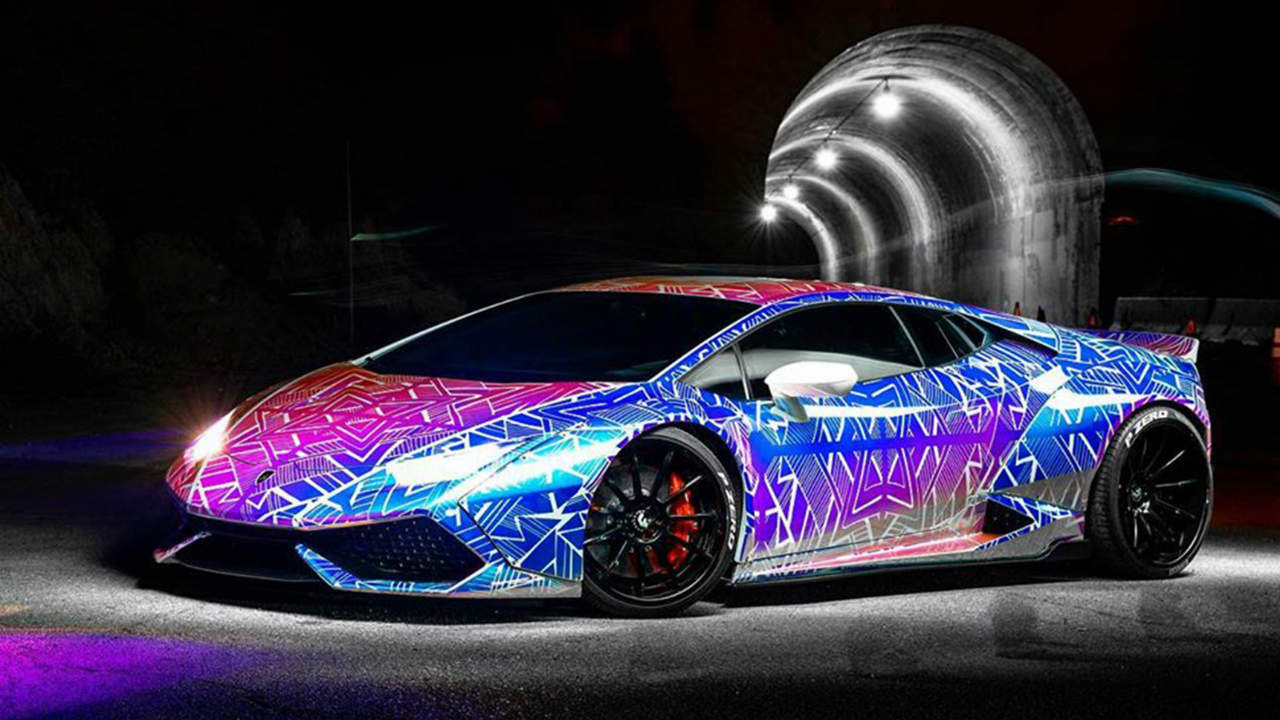 El Lamborghini Huracán de Chris Brown brilla y cambia de color --  