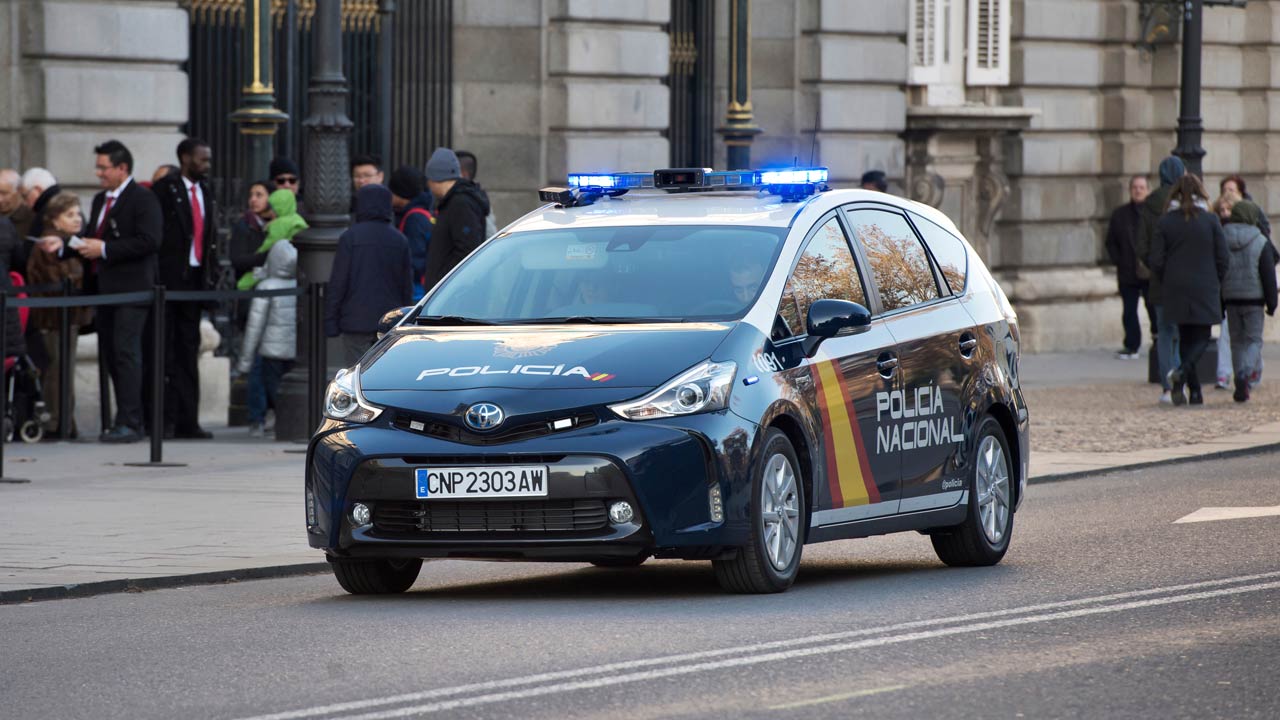 Los nuevos coches Z de la Policía Nacional: con lector de matrículas y  mucho más