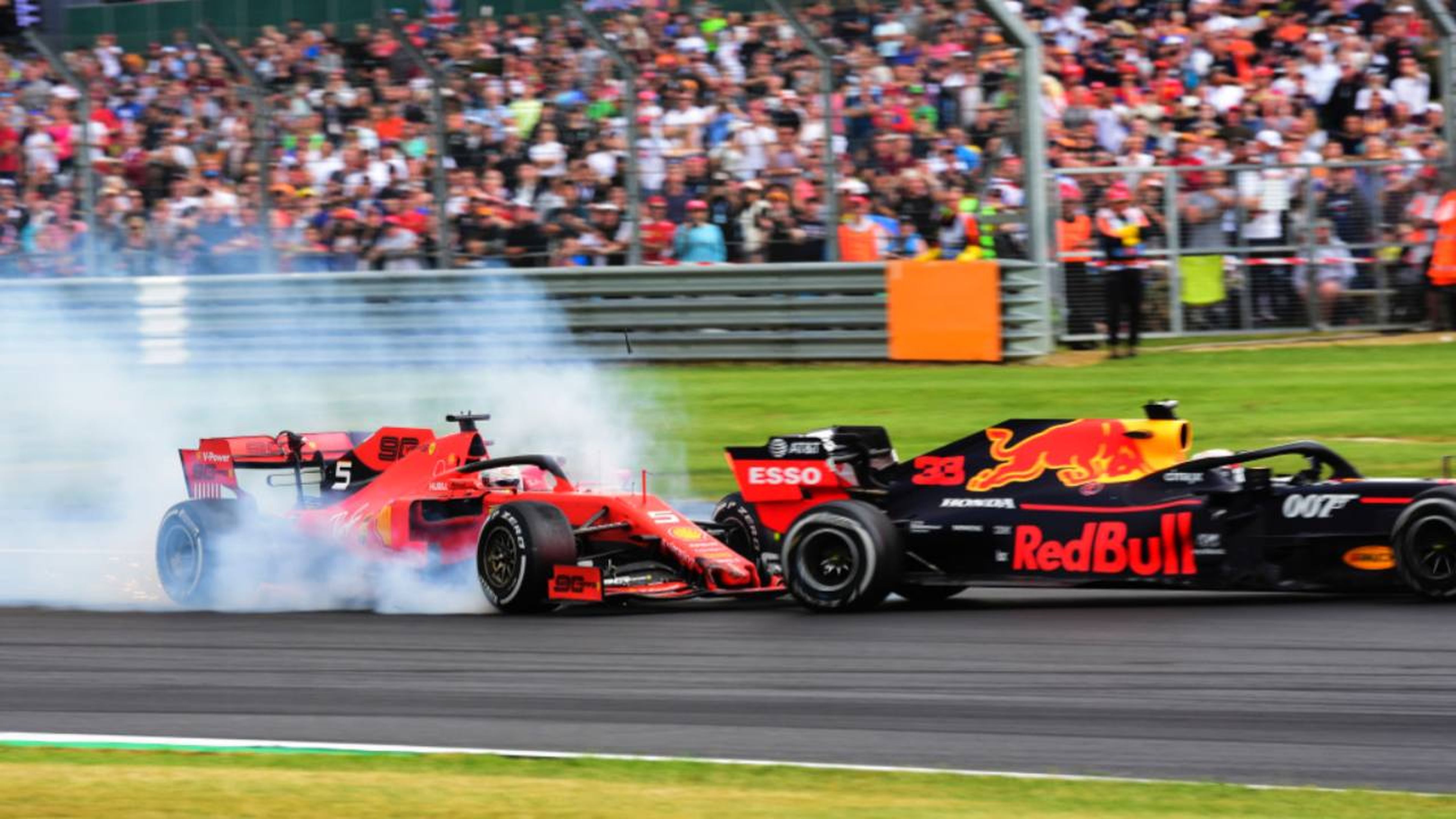 Accidente de Verstappen y Vettel