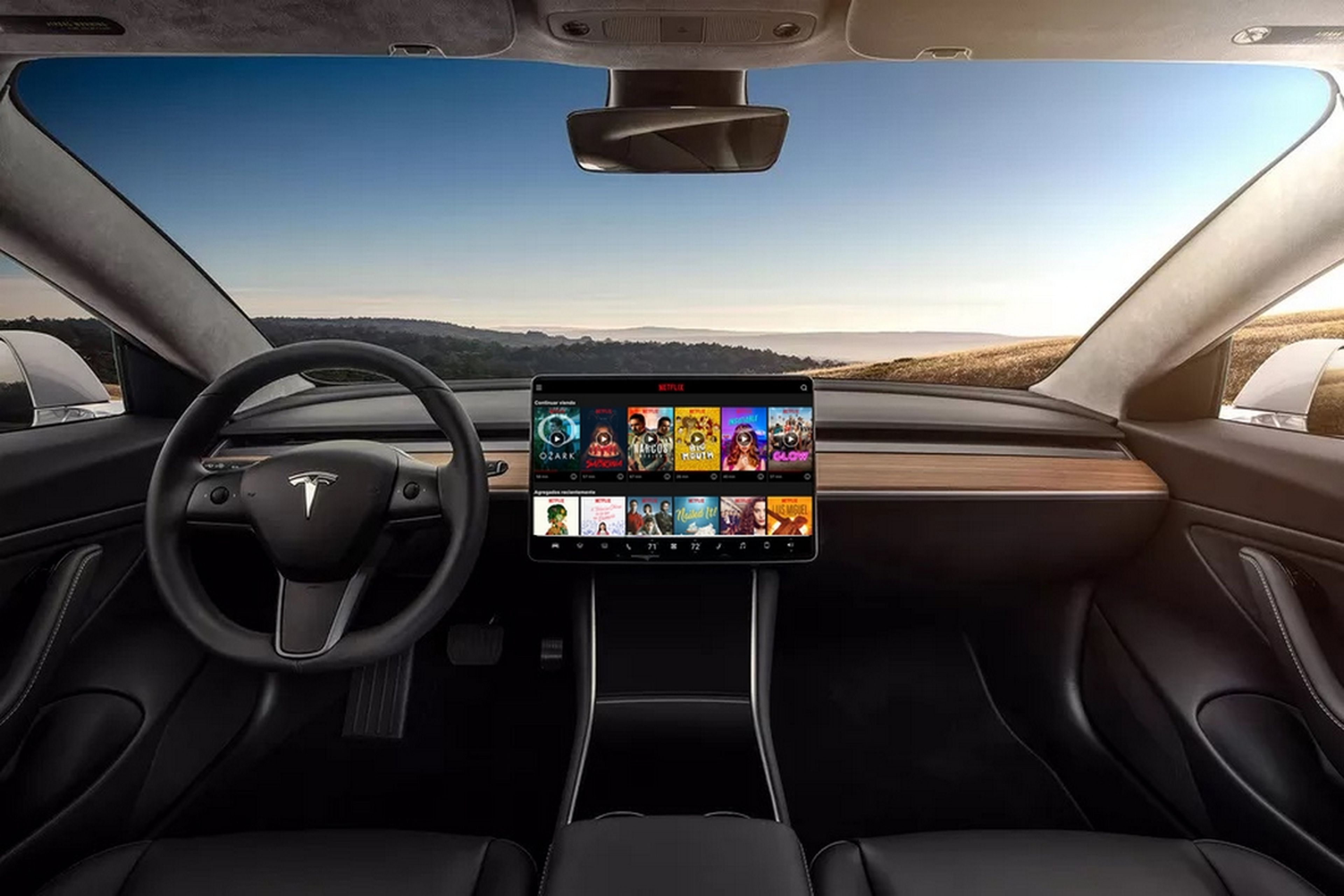 Elon Musk confirma que los Tesla tendrán Netflix y YouTube muy pronto