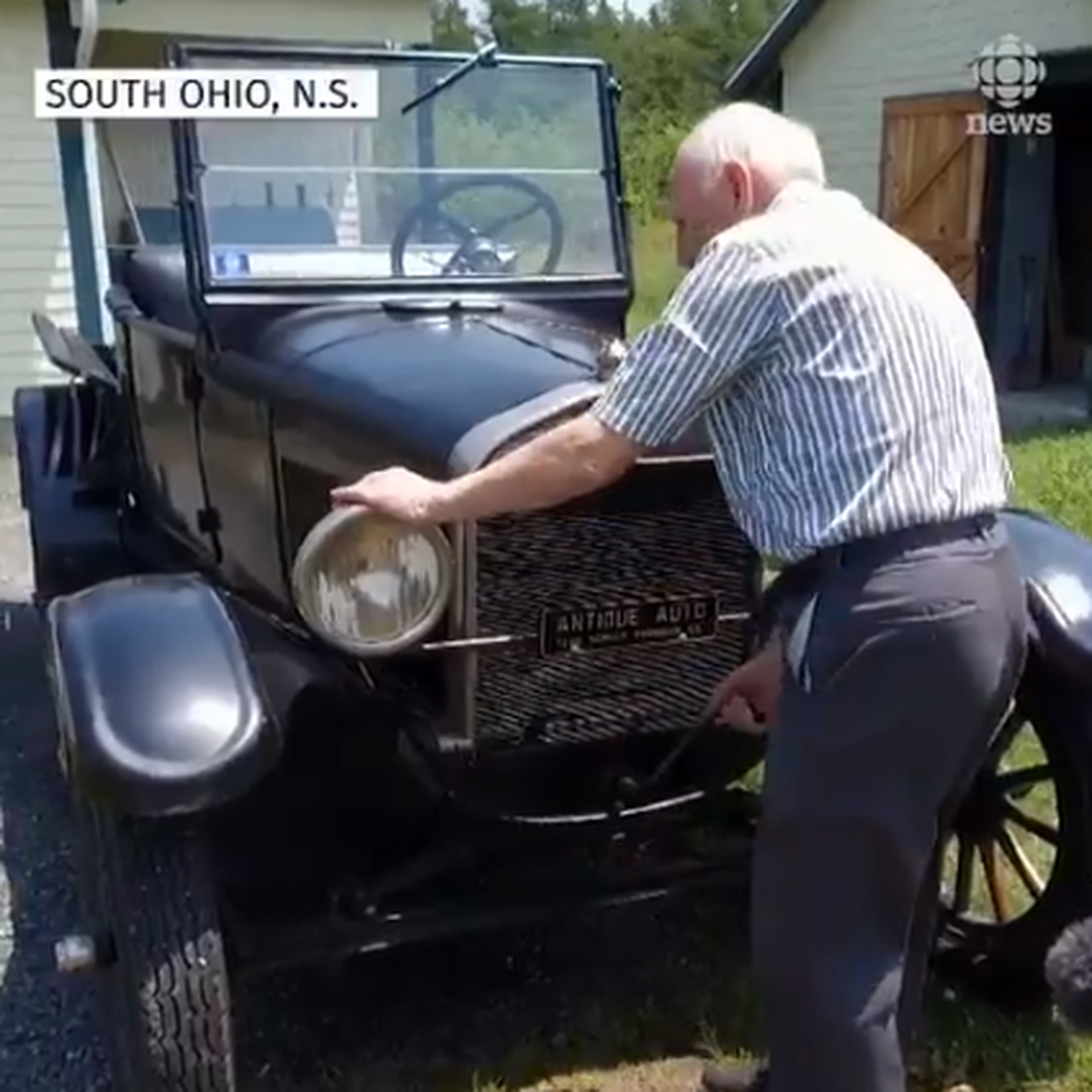 Un hombre mantiene su amado Ford Model T durante 70 años