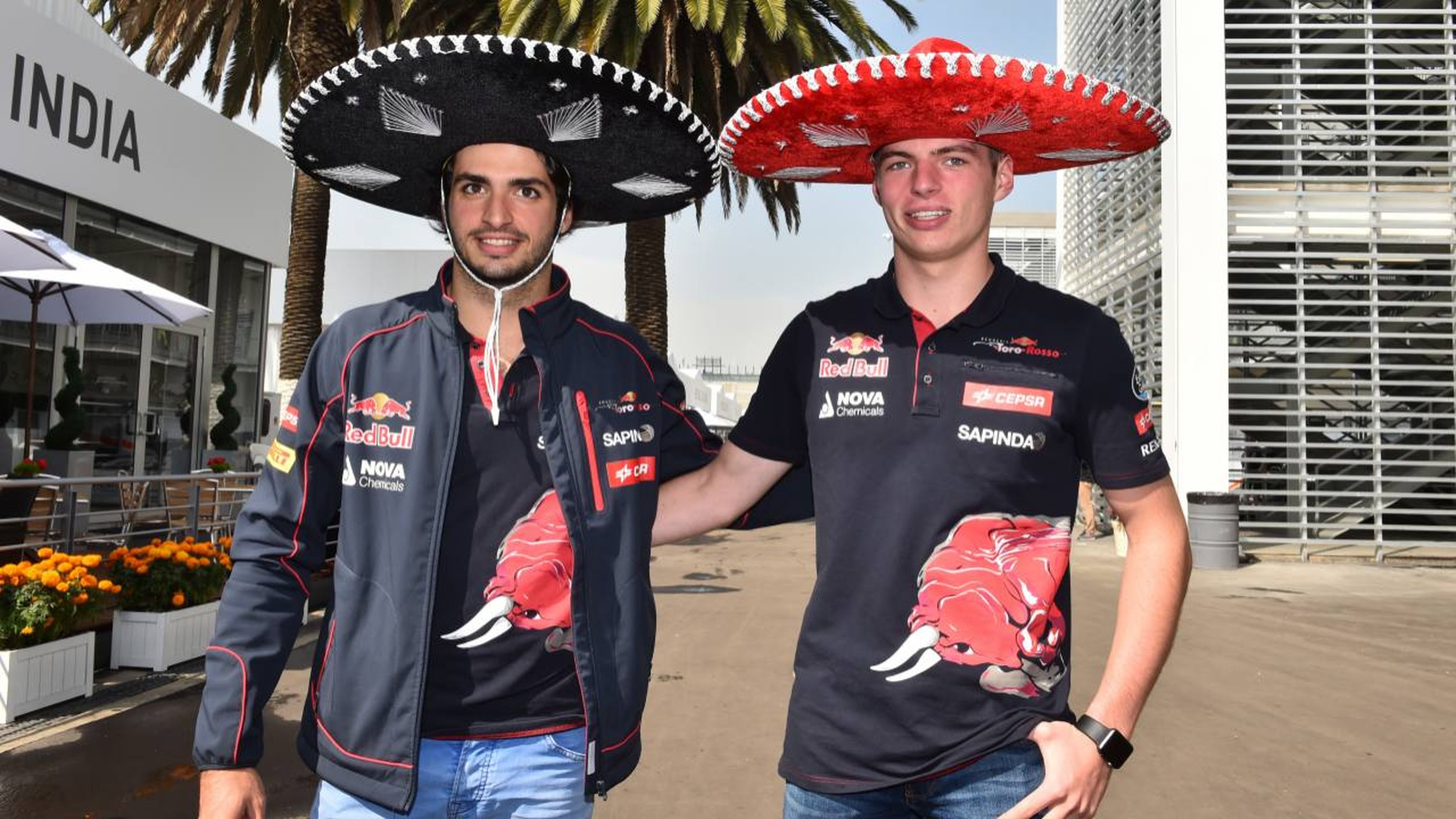 Carlos Sainz y Max Verstappen