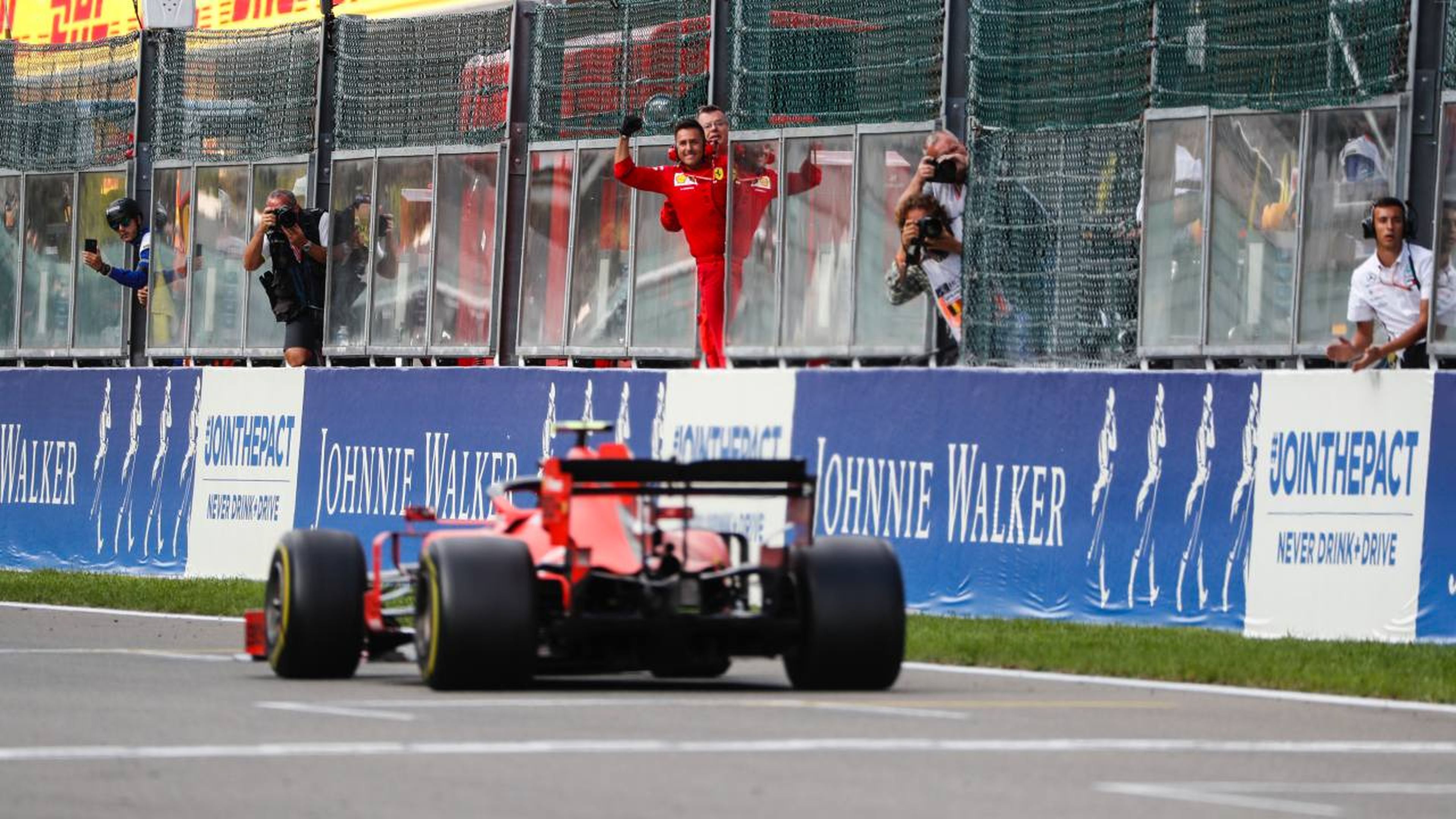 Leclerc gana en Spa