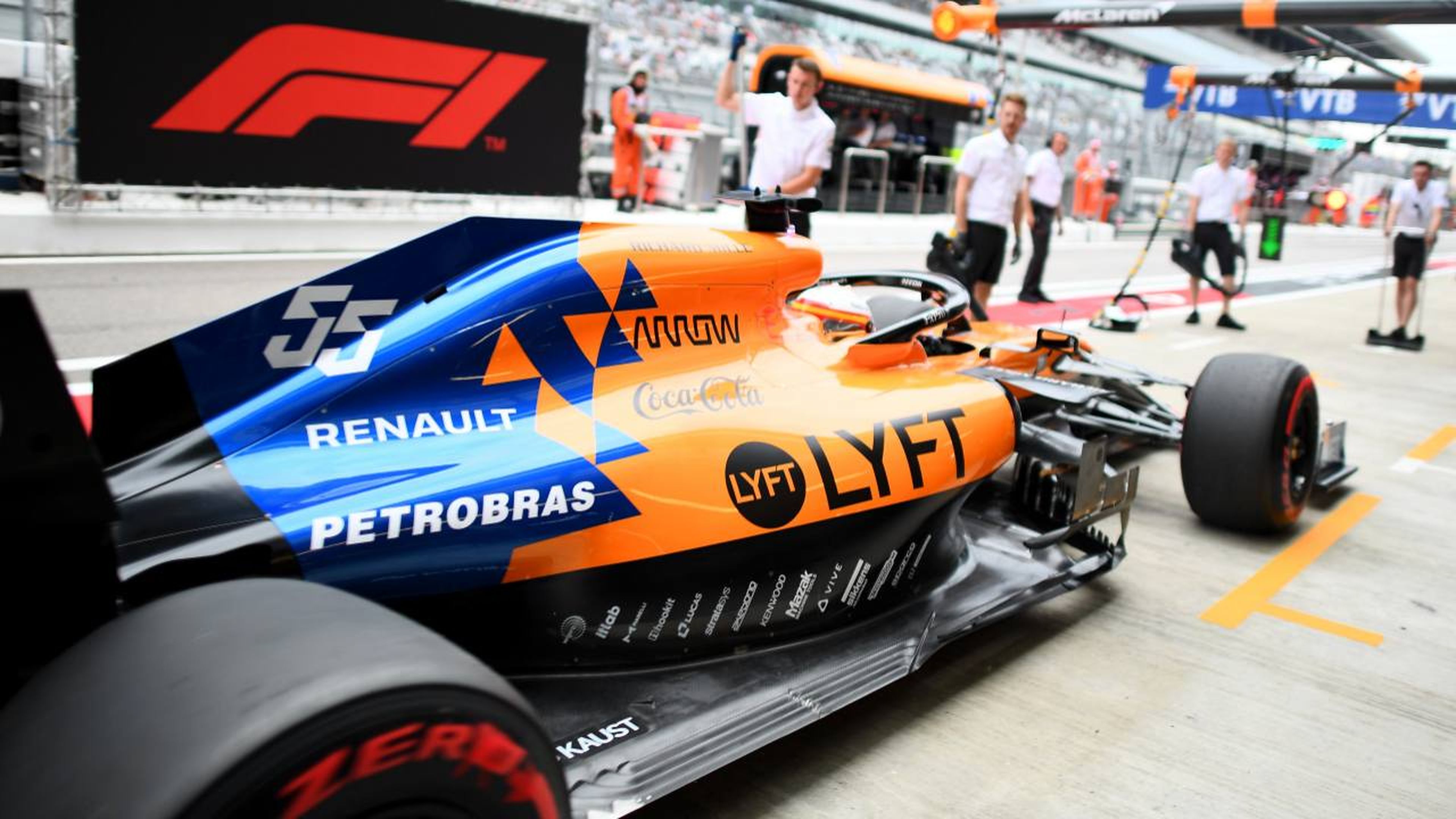 McLaren y Sainz