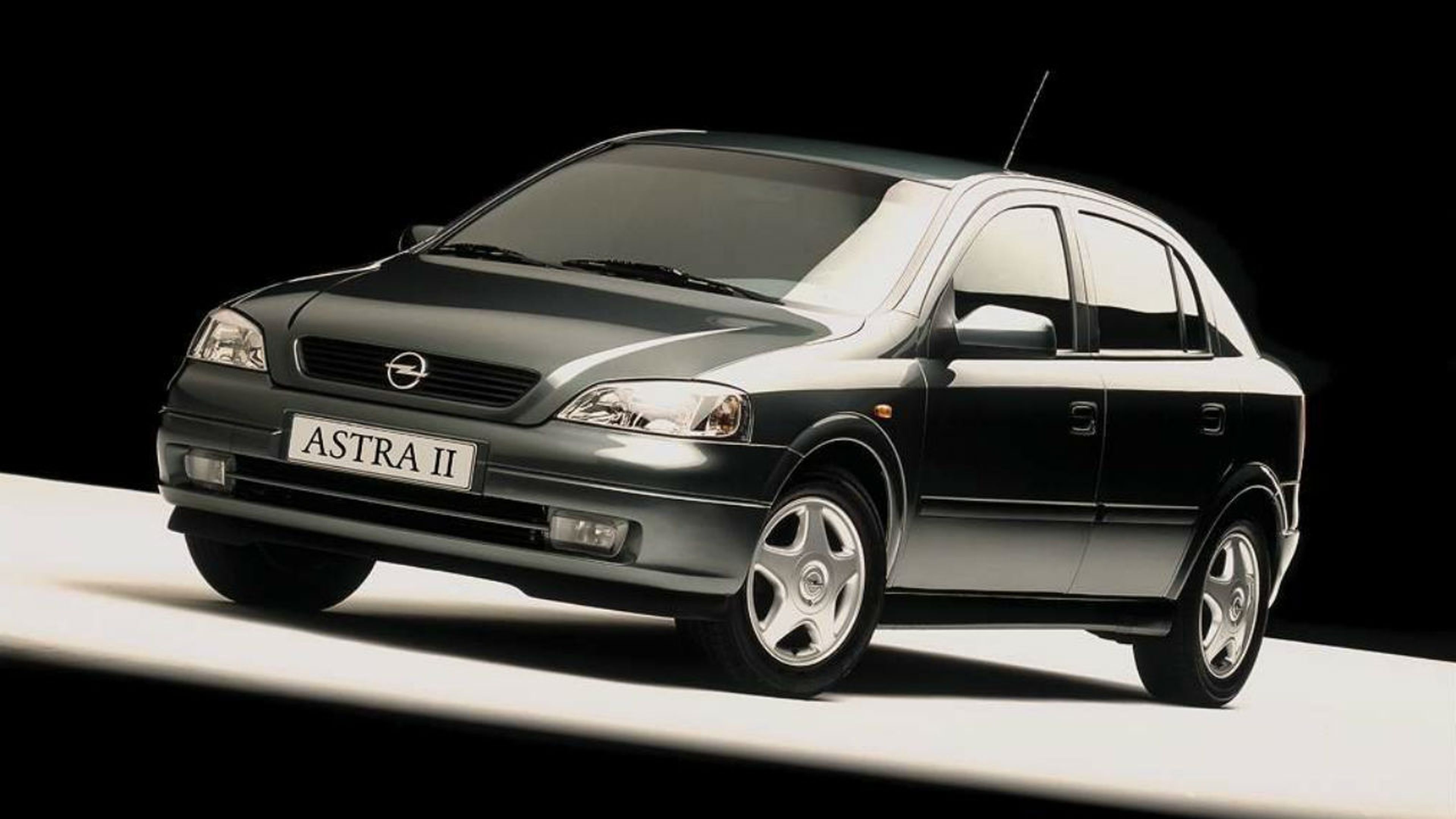 5 secretos del Opel Astra G