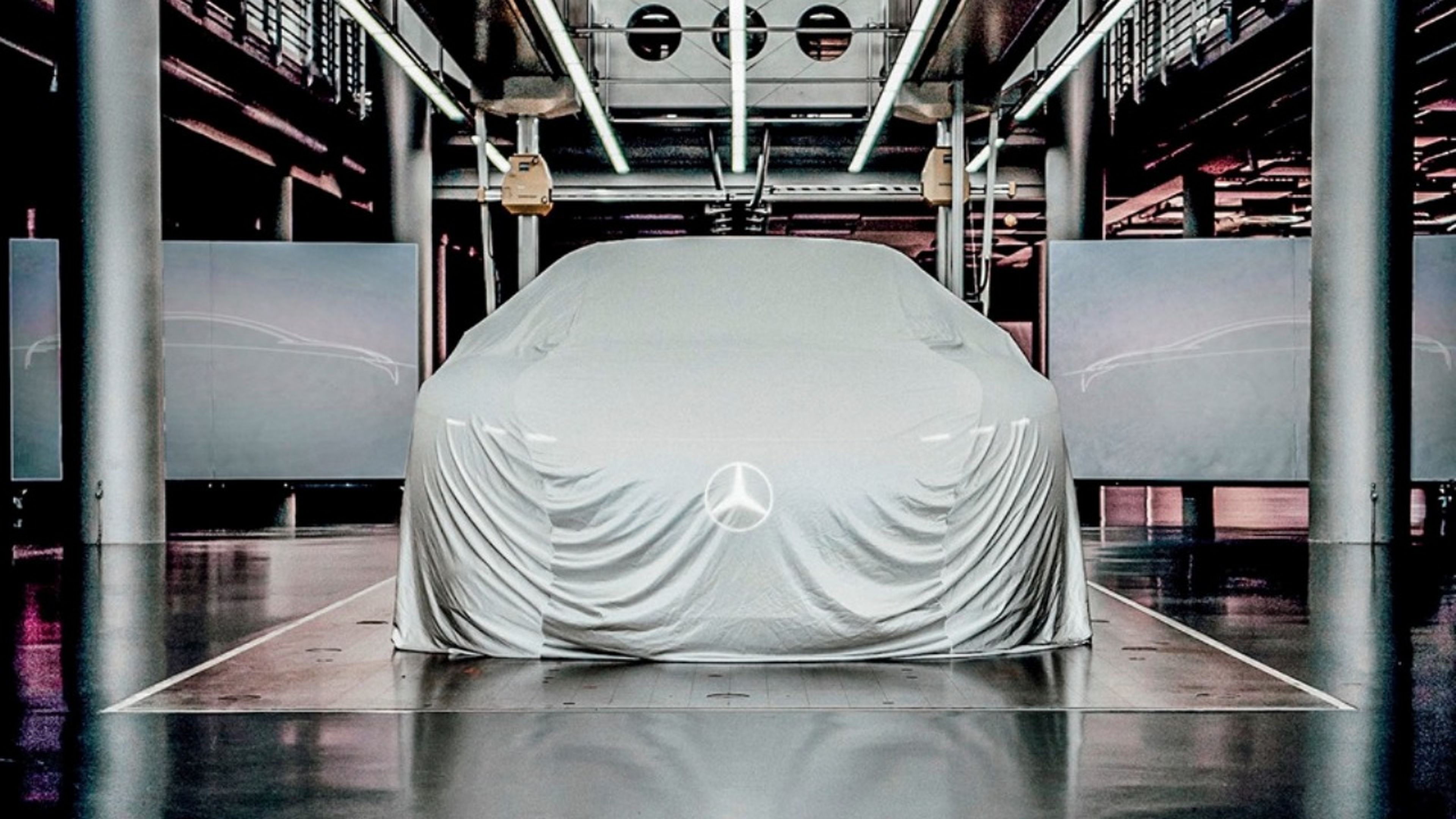 Teaser Mercedes EQ Concept