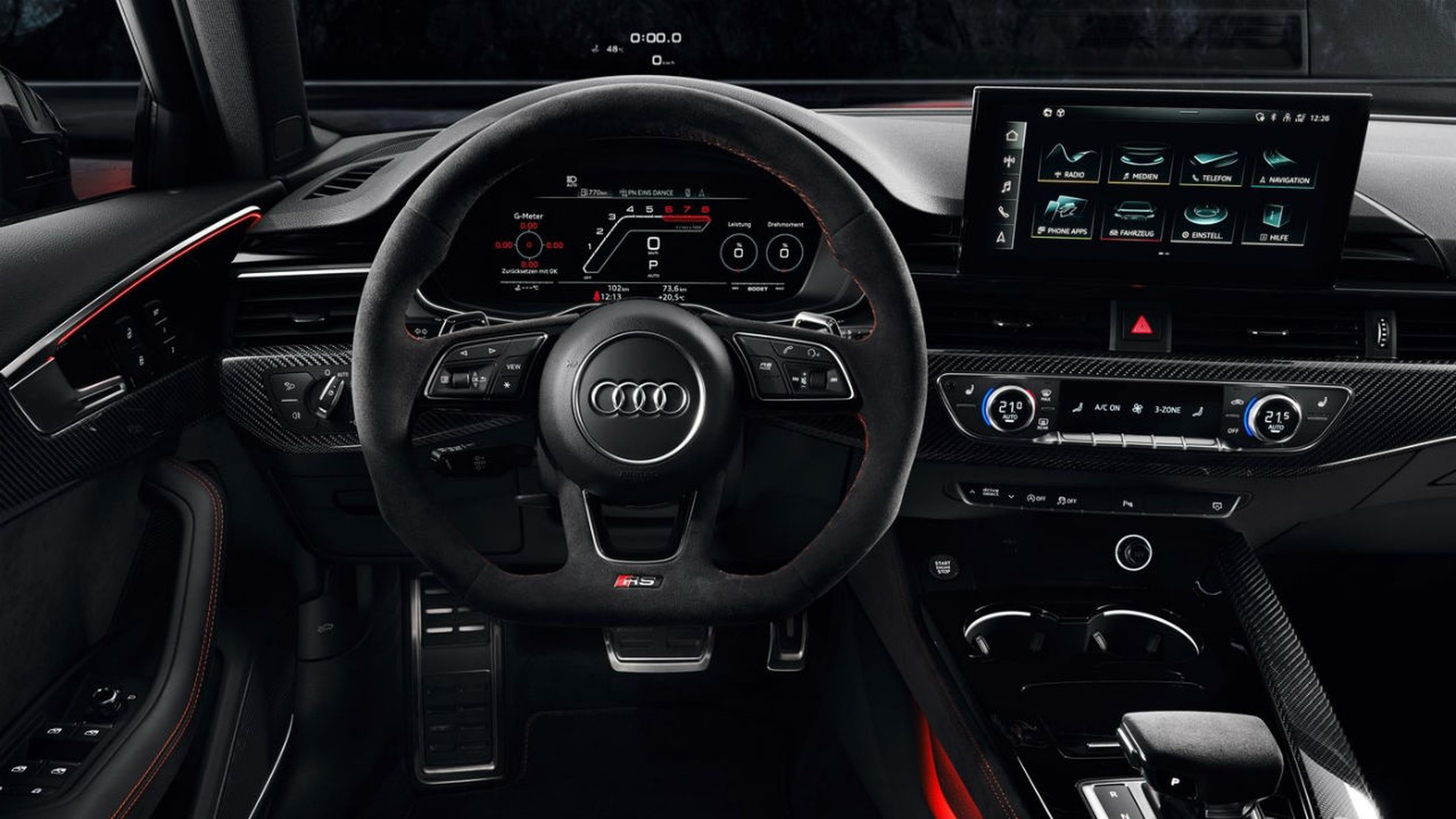 El interior del Audi RS 4 Avant 2020 destaca por la presencia del nuevo MMI touch.