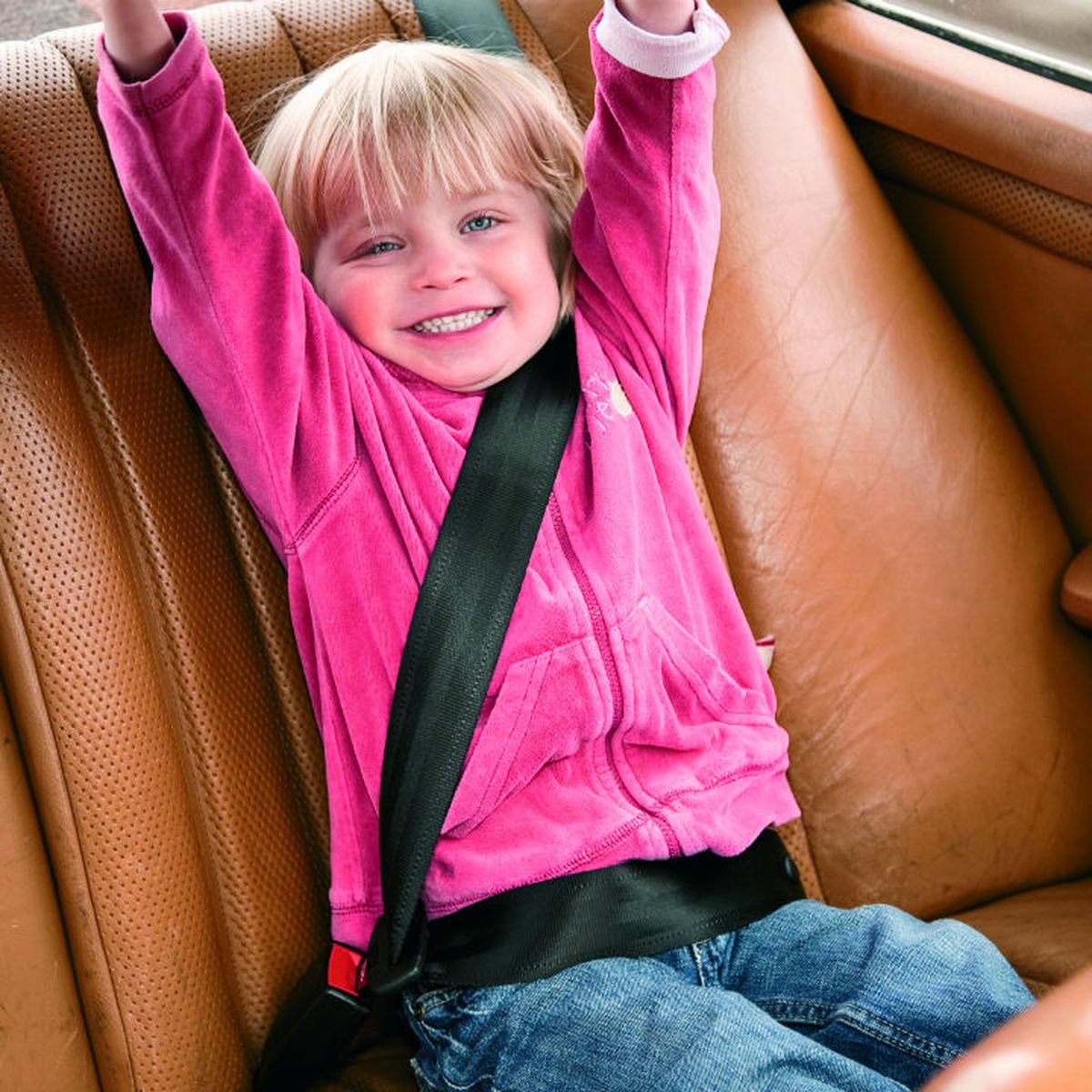 17 accesorios muy prácticos para un viaje en coche con niños