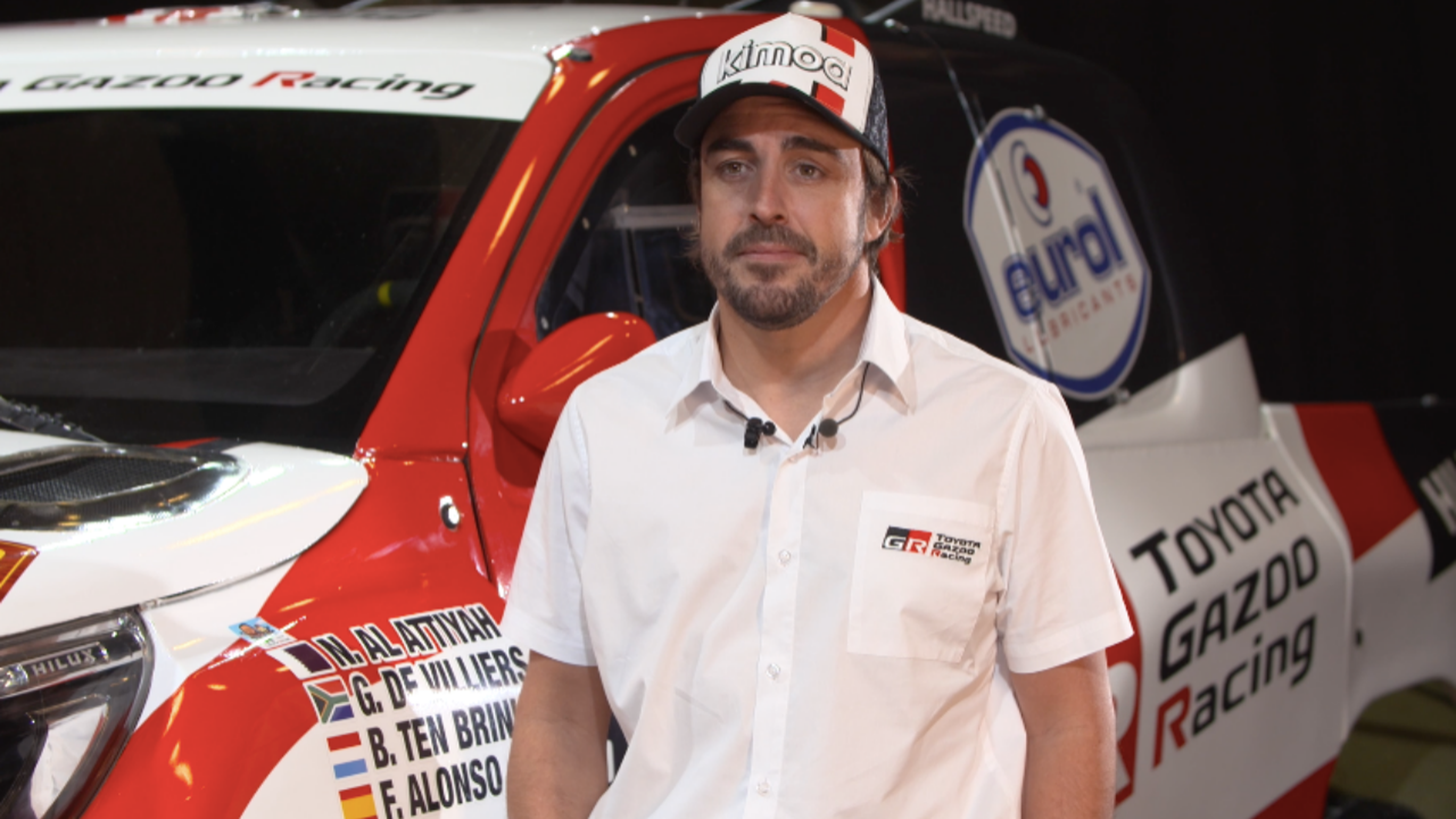 Fernando Alonso y el Toyota Hilux