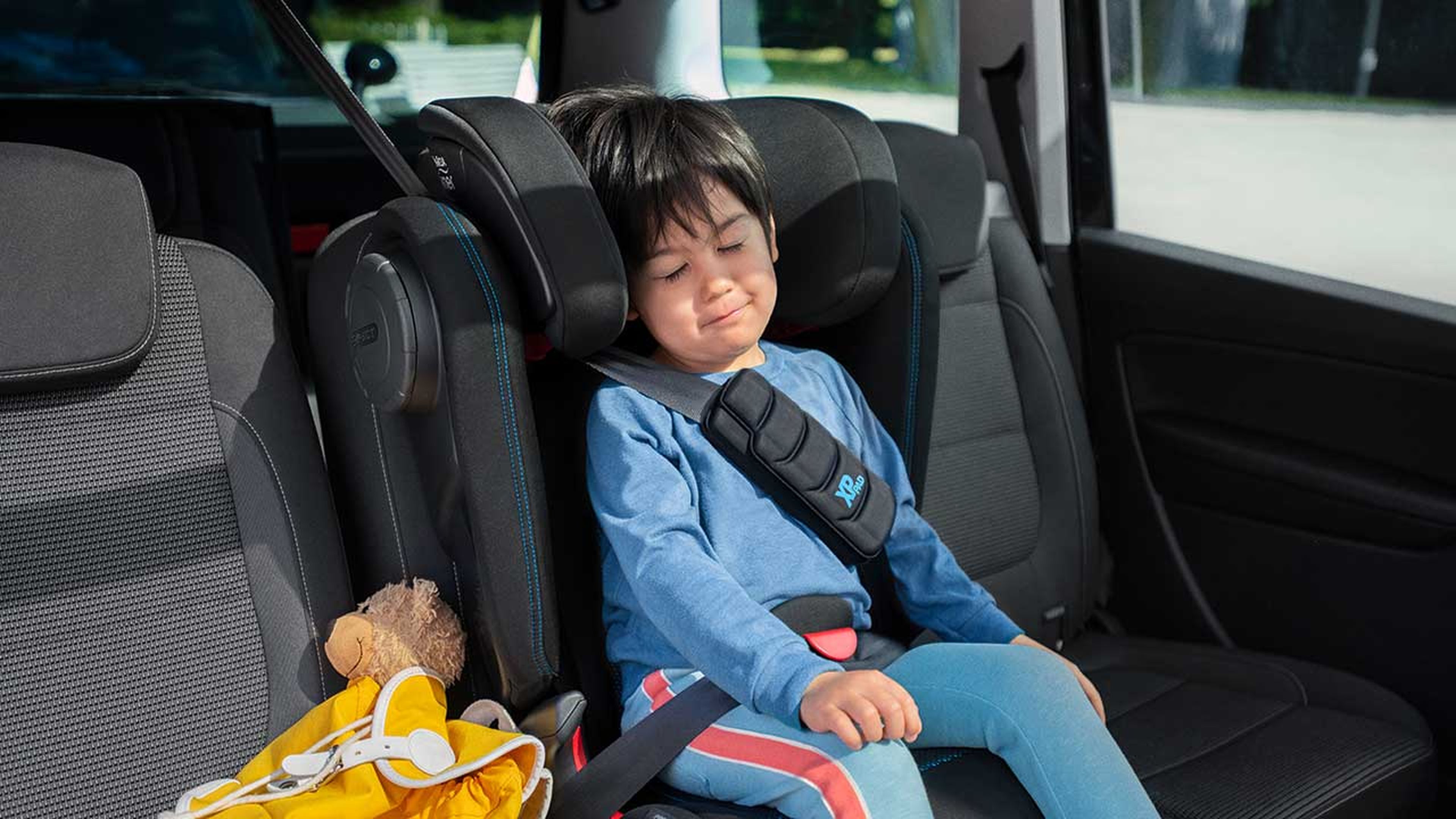 Sillas de niño para coche: ¿cuándo hay que cambiarlas?