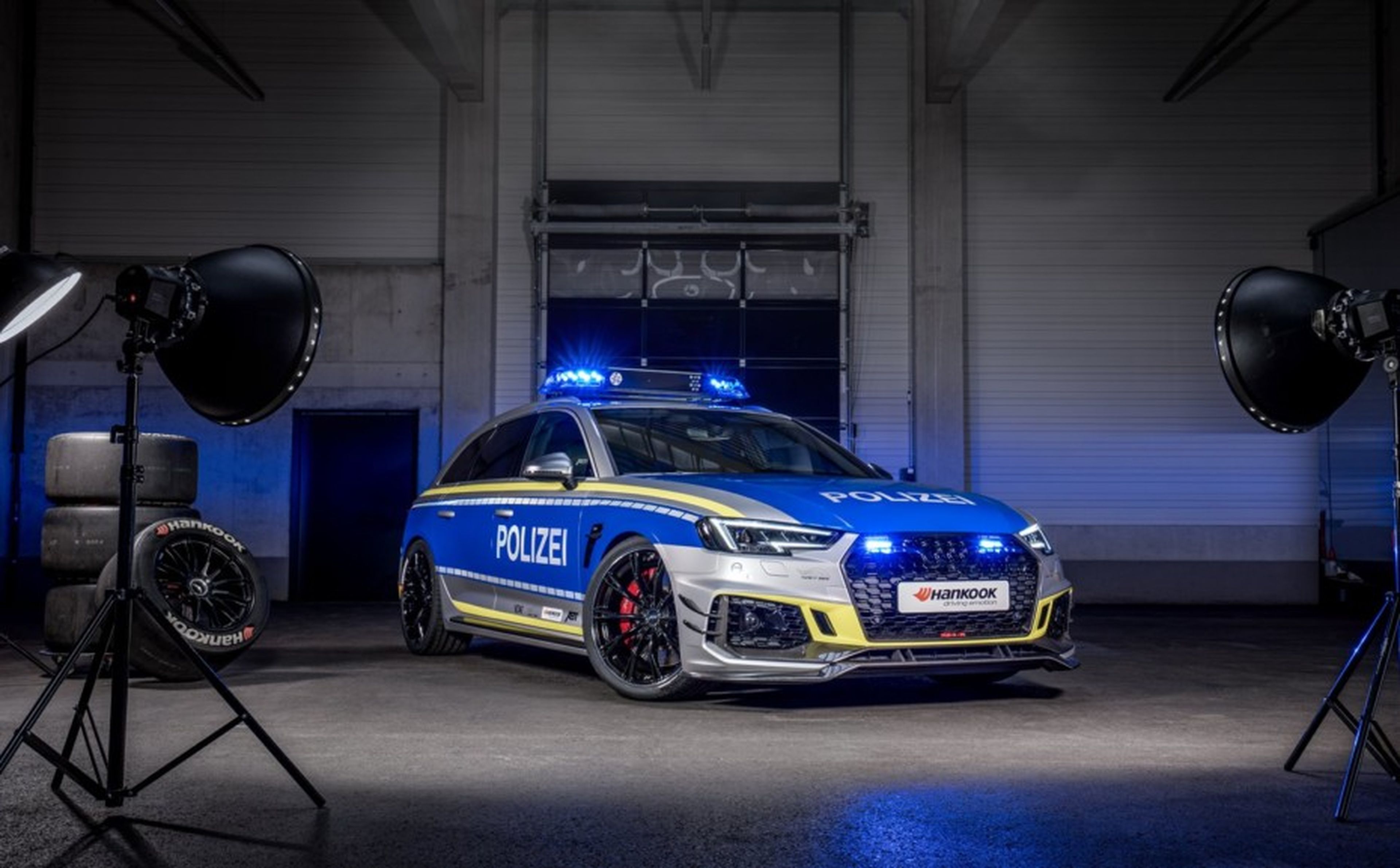 Audi RS4-R ABT Policía