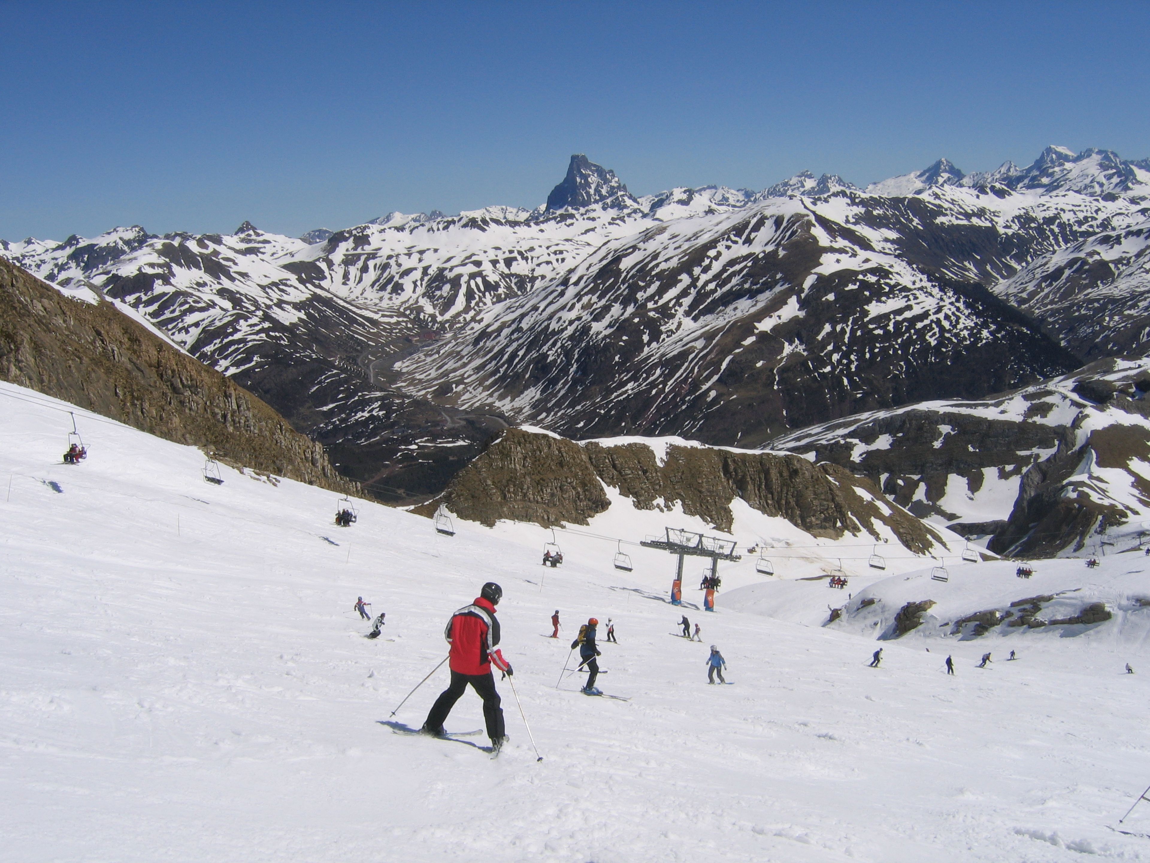 Pista de esquí de los Pirineos aragoneses.
