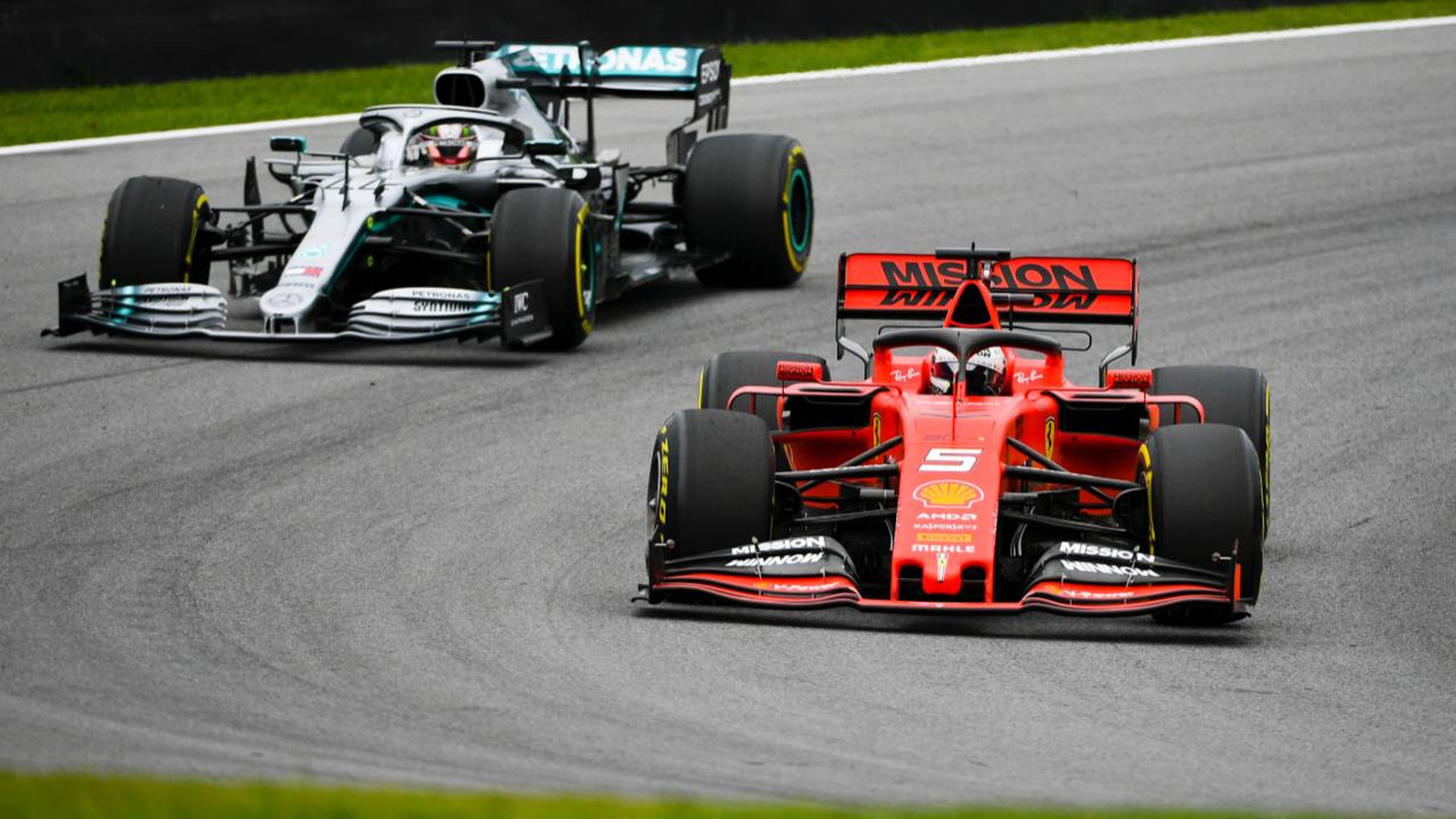 Vettel y Mercedes