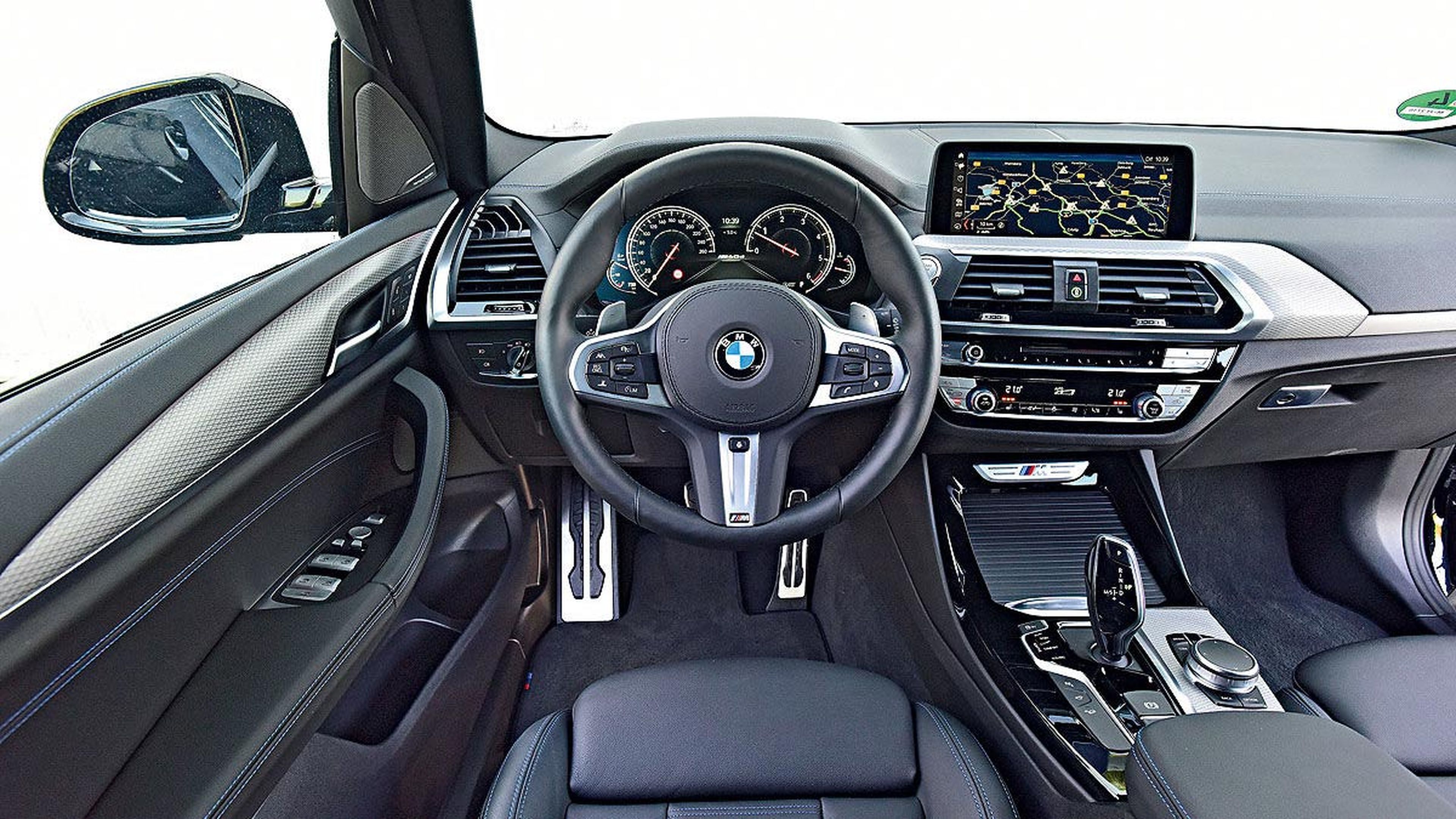 Cockpit del BMW X3 M40d