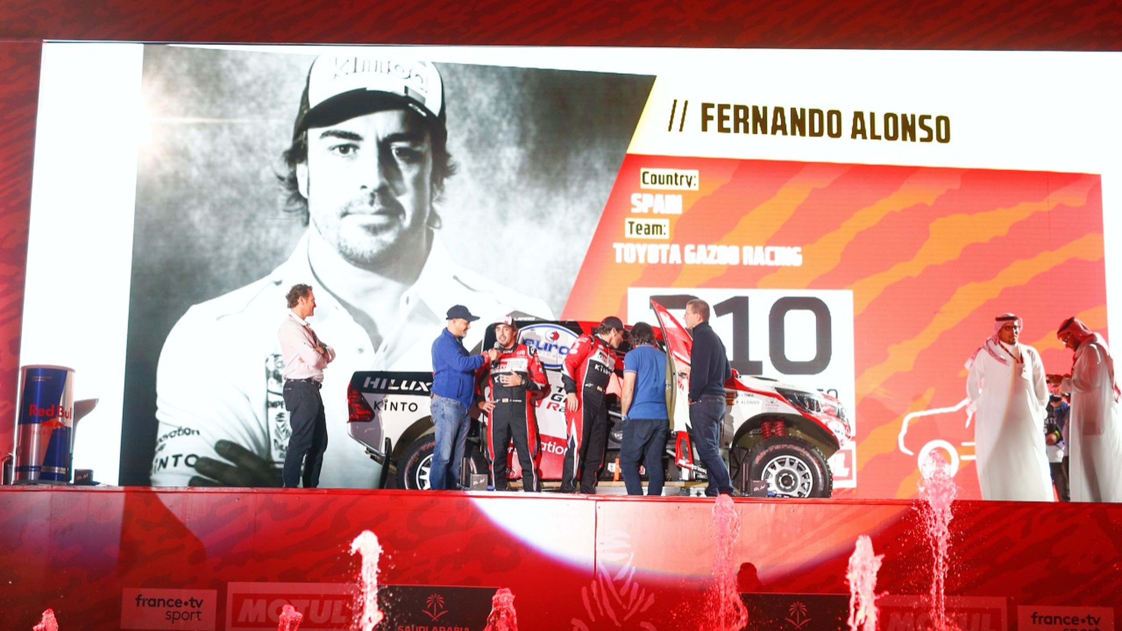 Alonso en la salida del Dakar 2020