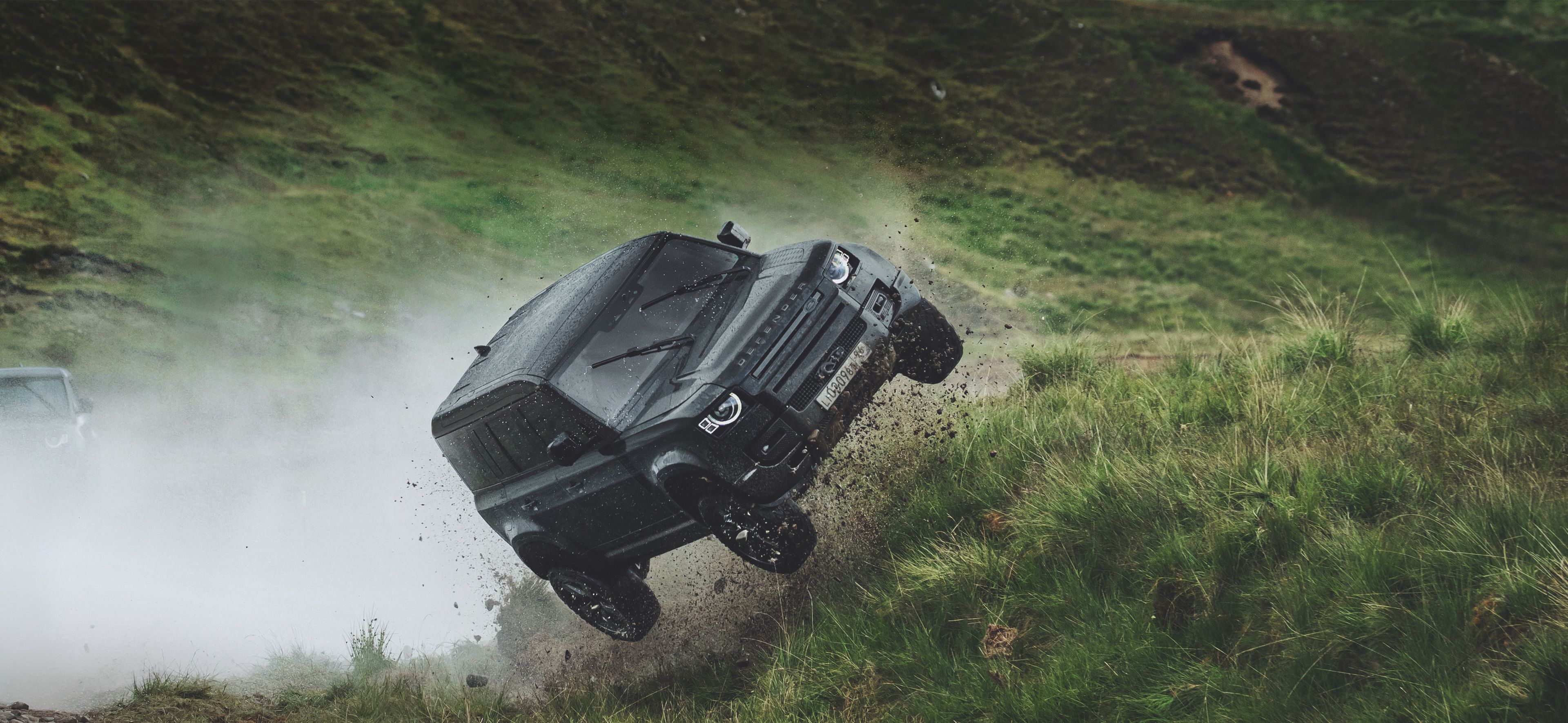El nuevo Land Rover Defender en la película de James Bond