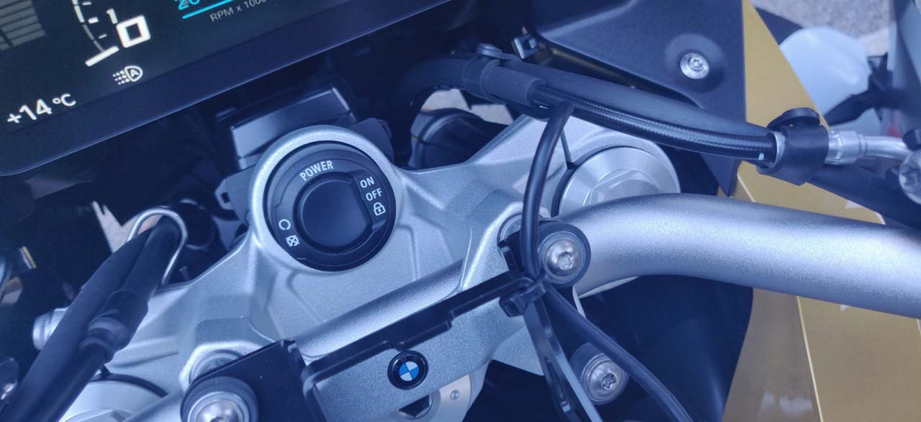 Prueba BMW F900R 2020