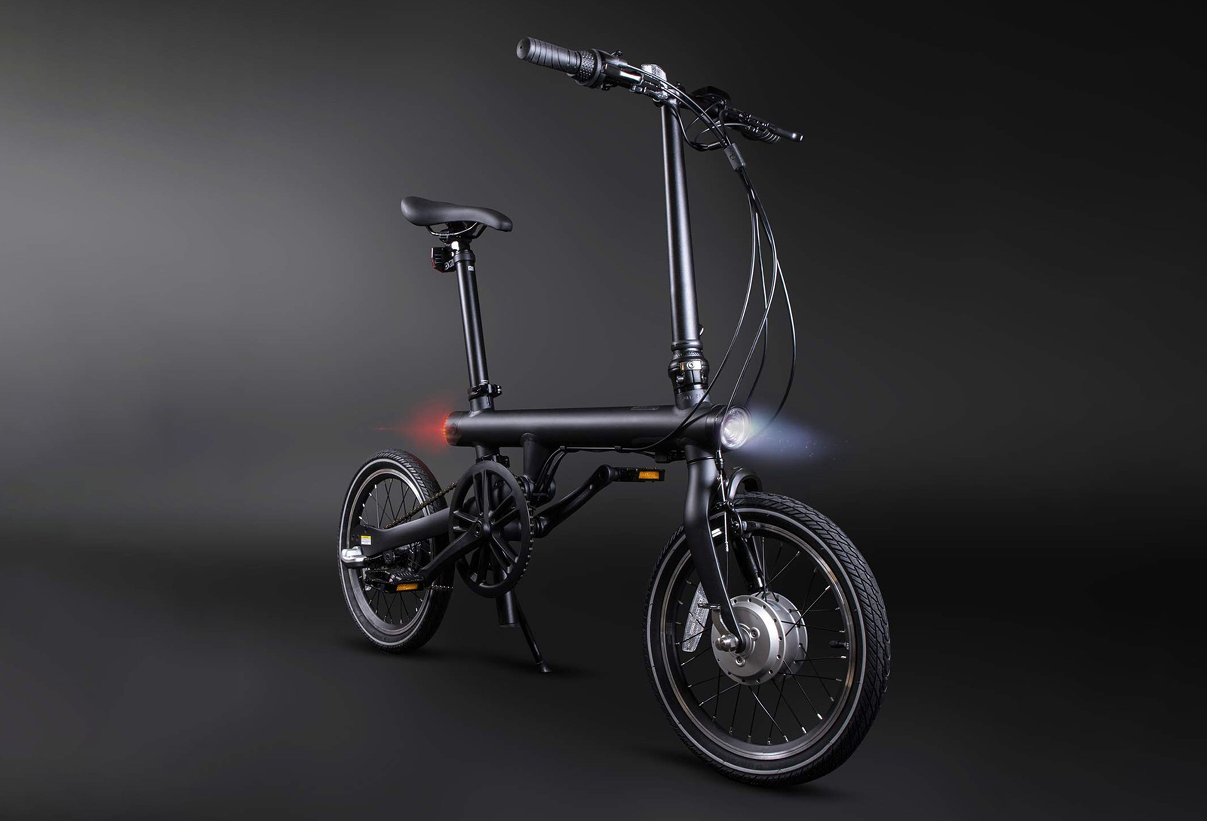 La bicicleta eléctrica de Xiaomi es de lo mejor que hay para la ciudad, y  ahora mismo cuesta solo 699 euros en