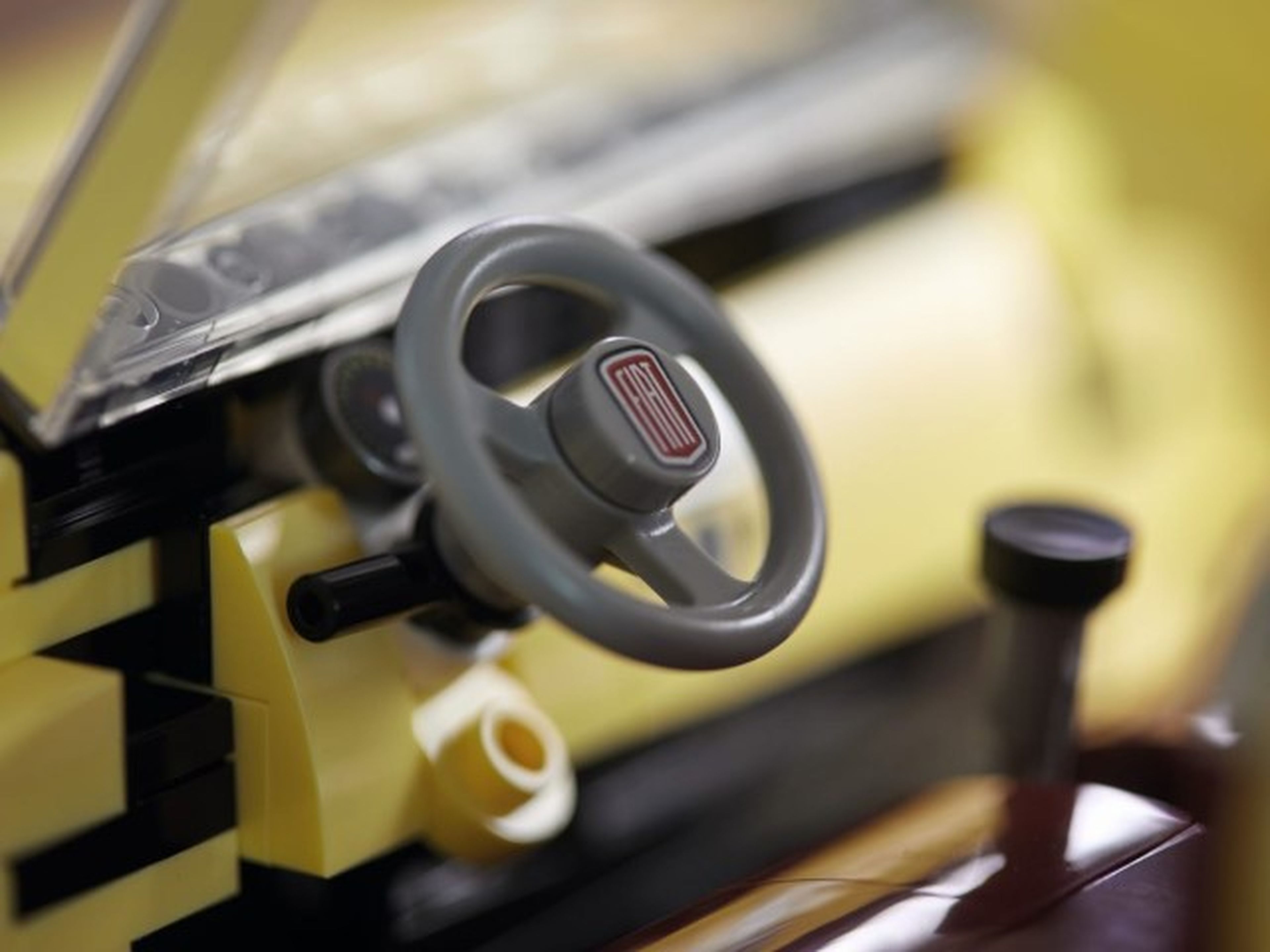 El Fiat 500 original llega a la colección de Lego Creator Expert