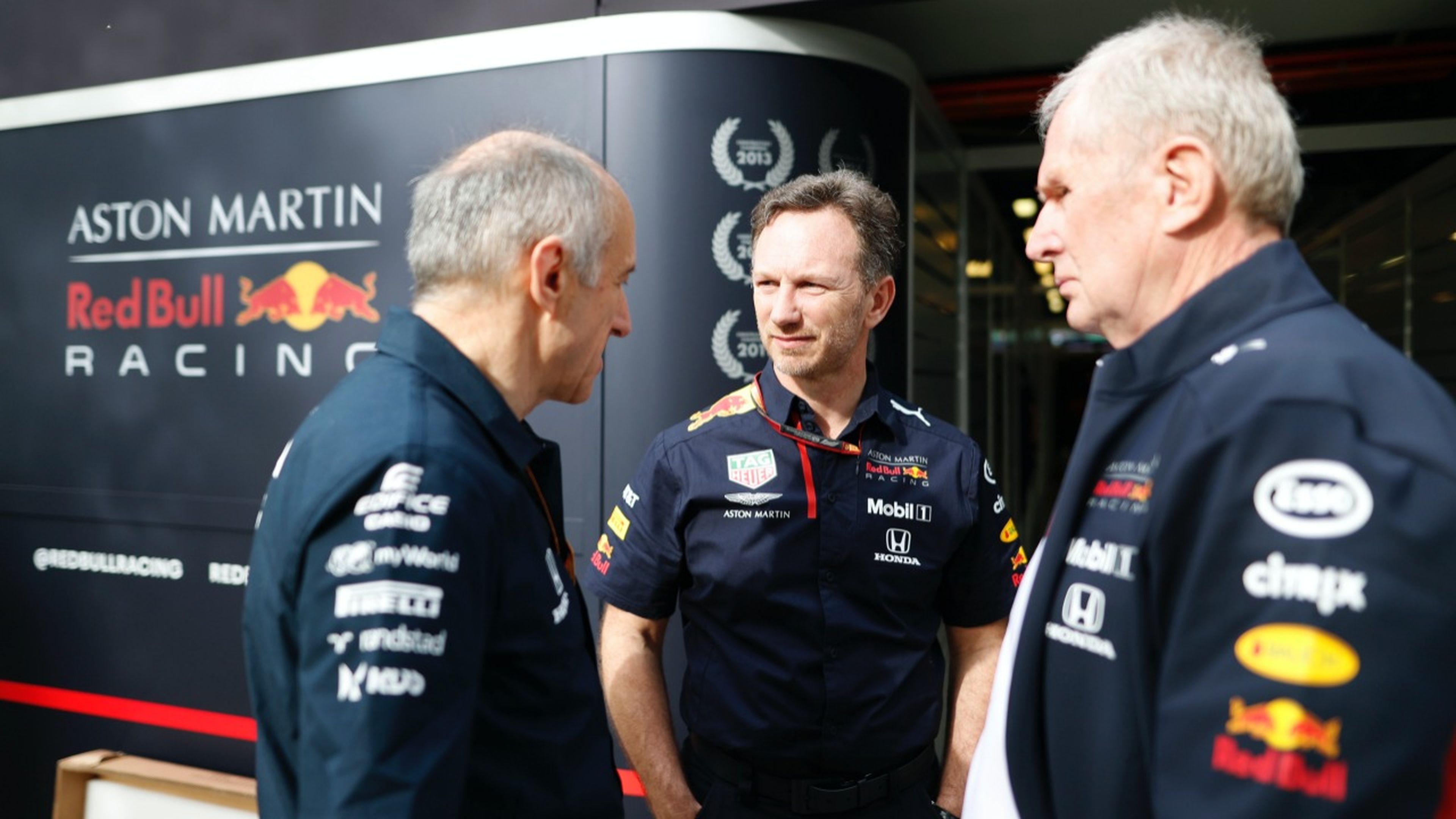 Franz Tost, junto a sus 'hermanos' de Red Bull, Christian Horner y Helmut Marko