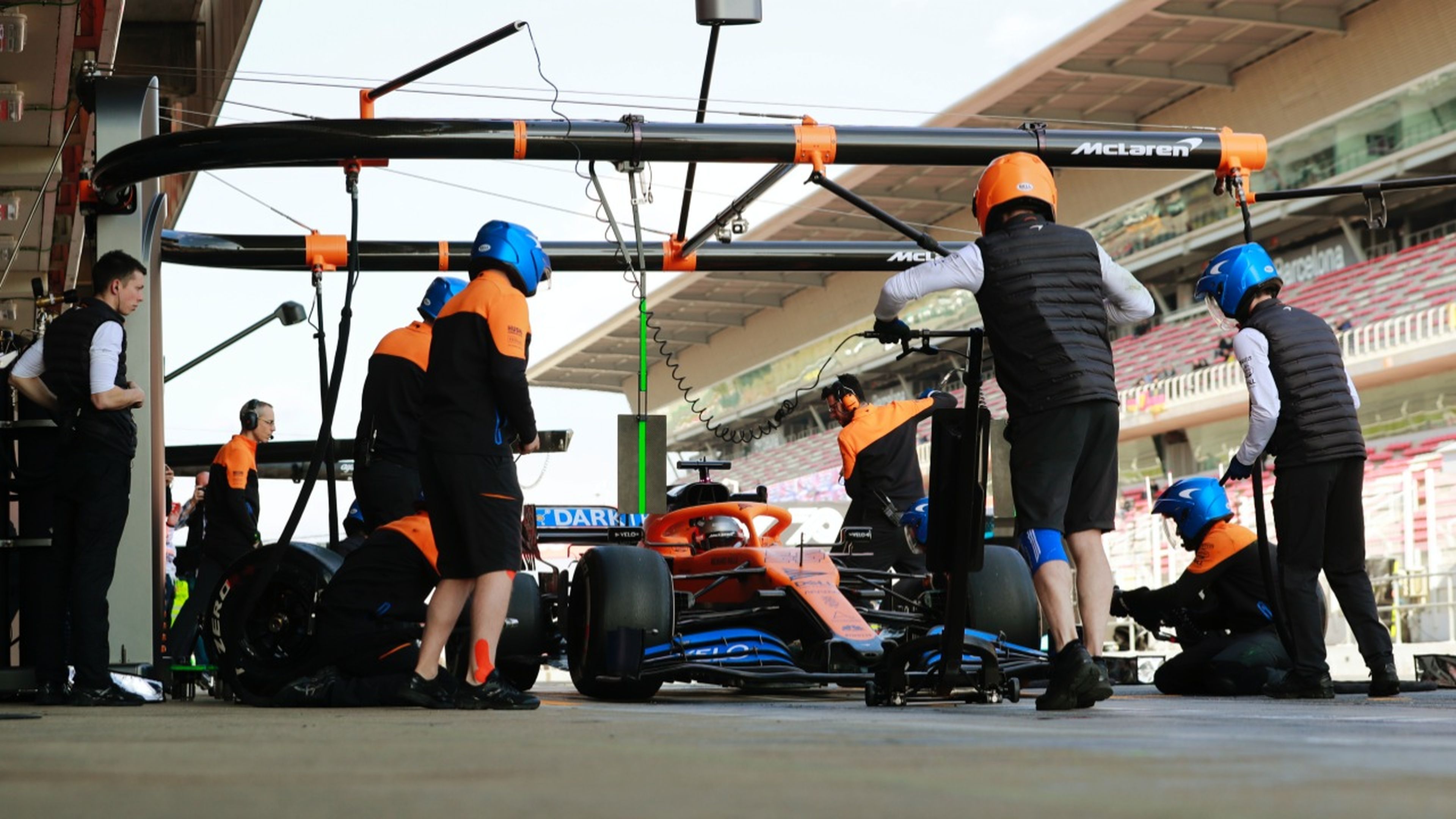 McLaren F1 en el pit-lane
