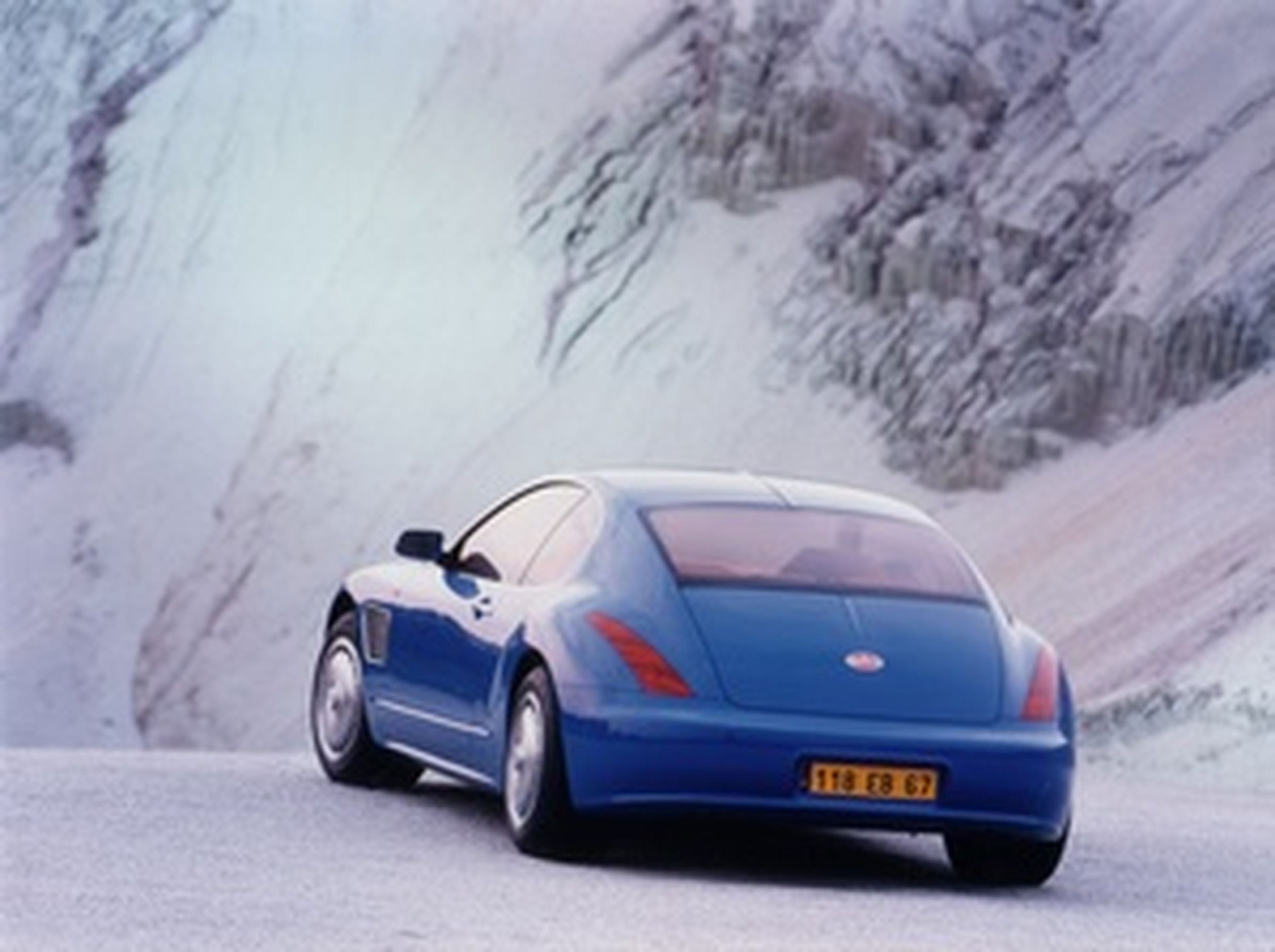 El primer prototipo del Veyron, el EB 118, que se presentó en el Salón del Automóvil de París en octubre de 1998.