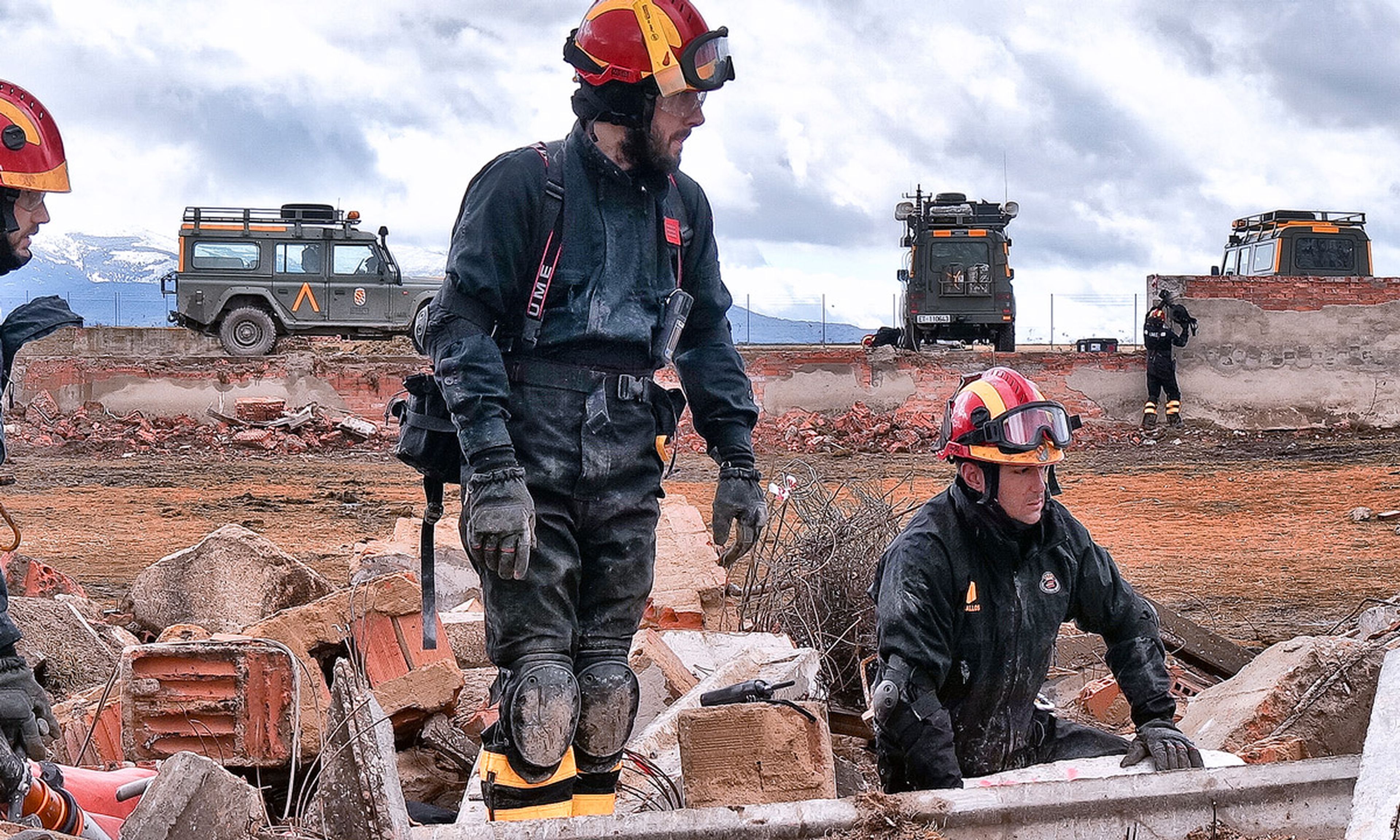 Entre los equipos de la UME, hay unos especializados en el rescate tras catástrofes naturales.