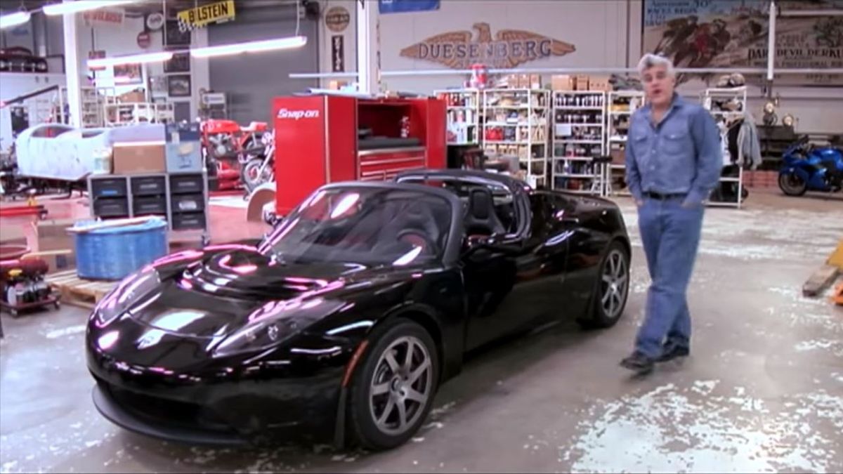 Vídeo Jay Leno Nos Descubría El Tesla Roadster En 2008 Con Elon Musk 5975