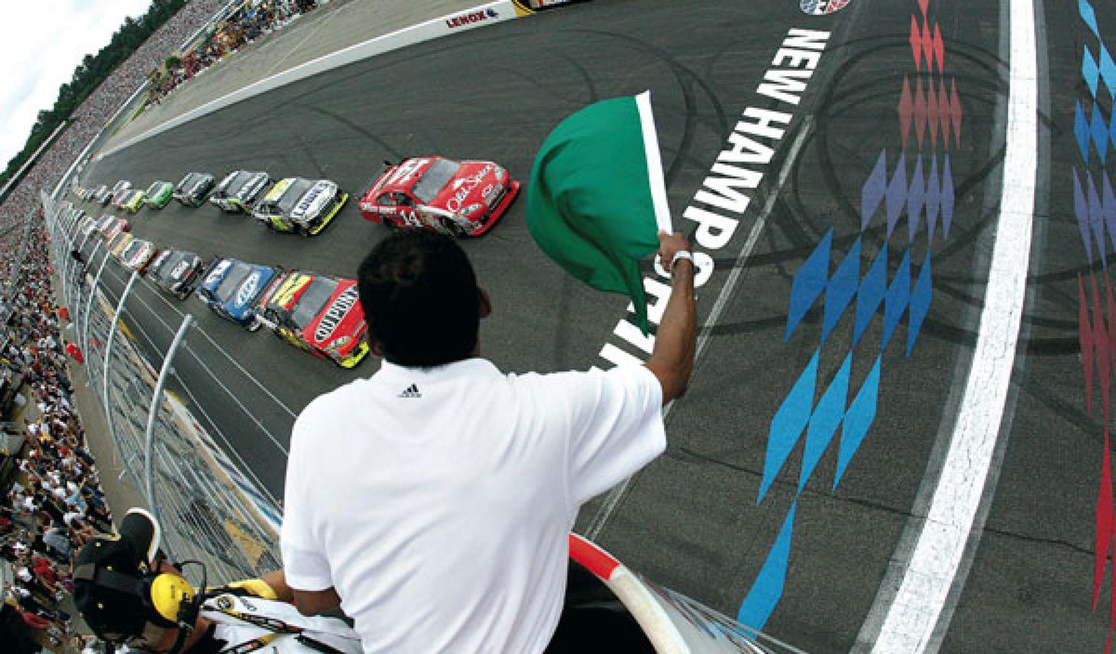 Nevada aprueba apuestas en carreras virtuales de NASCAR