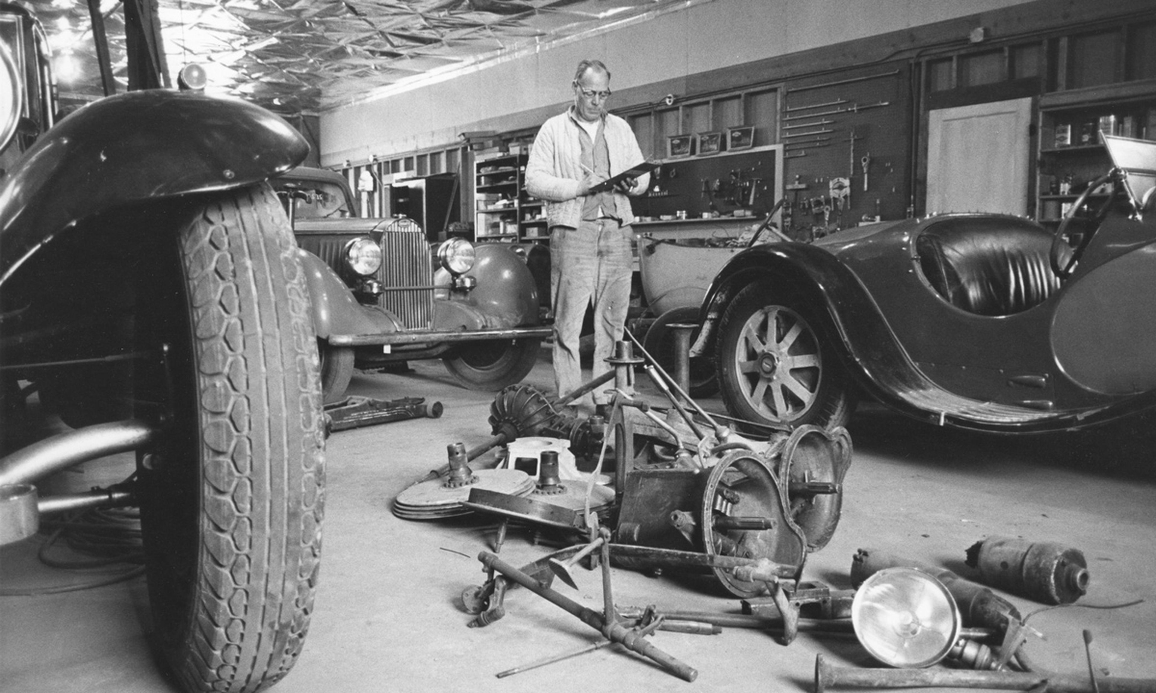 Con todas las piezas sueltas, Schlumpf se hizo construir un Bugatti Type 41 Royale
