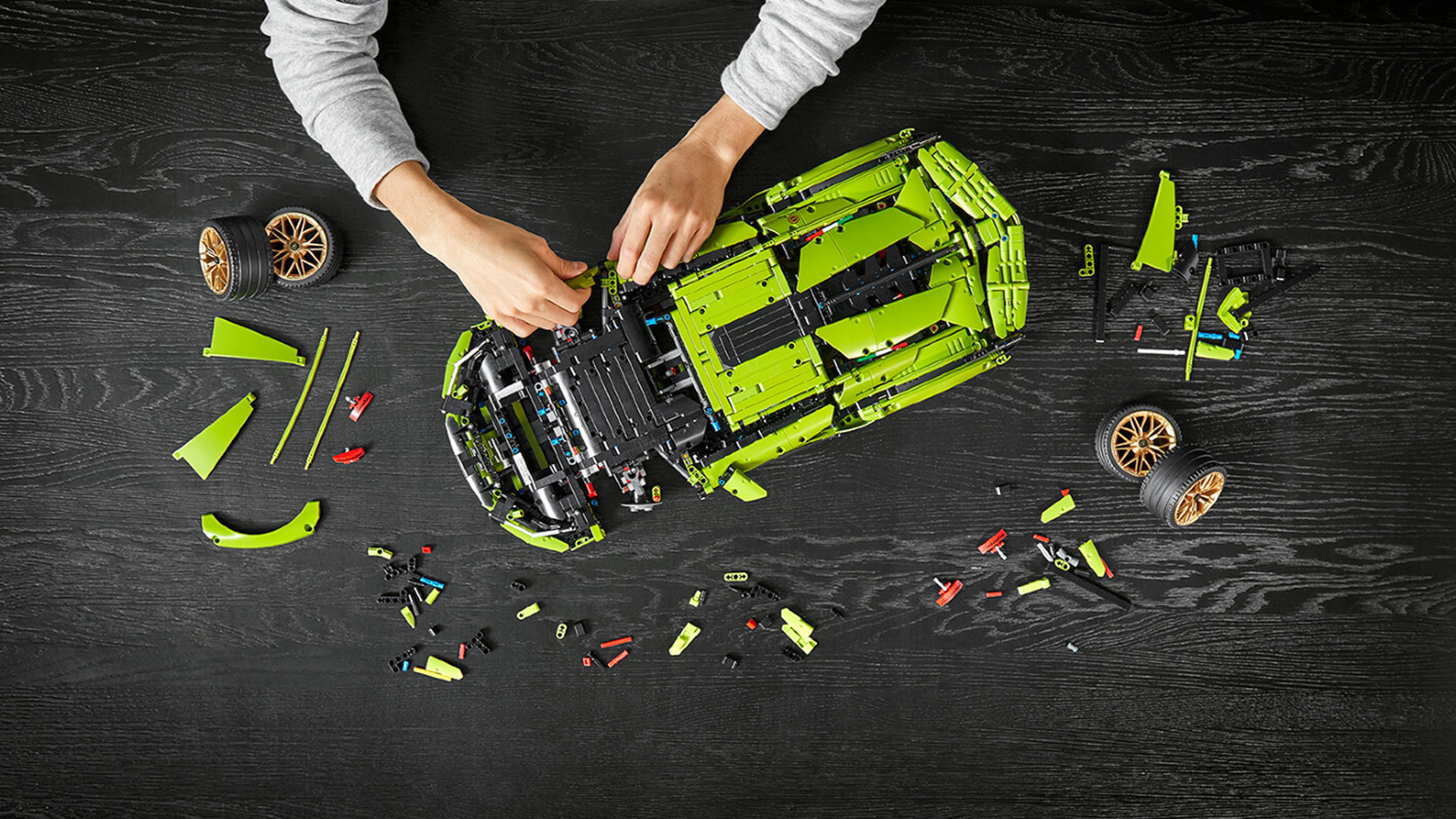 Precipicio canto Cusco Liquidación en coches de colección LEGO: Bugatti Chiron, McLaren Senna GTR  y más a precio de chollo | Auto Bild España