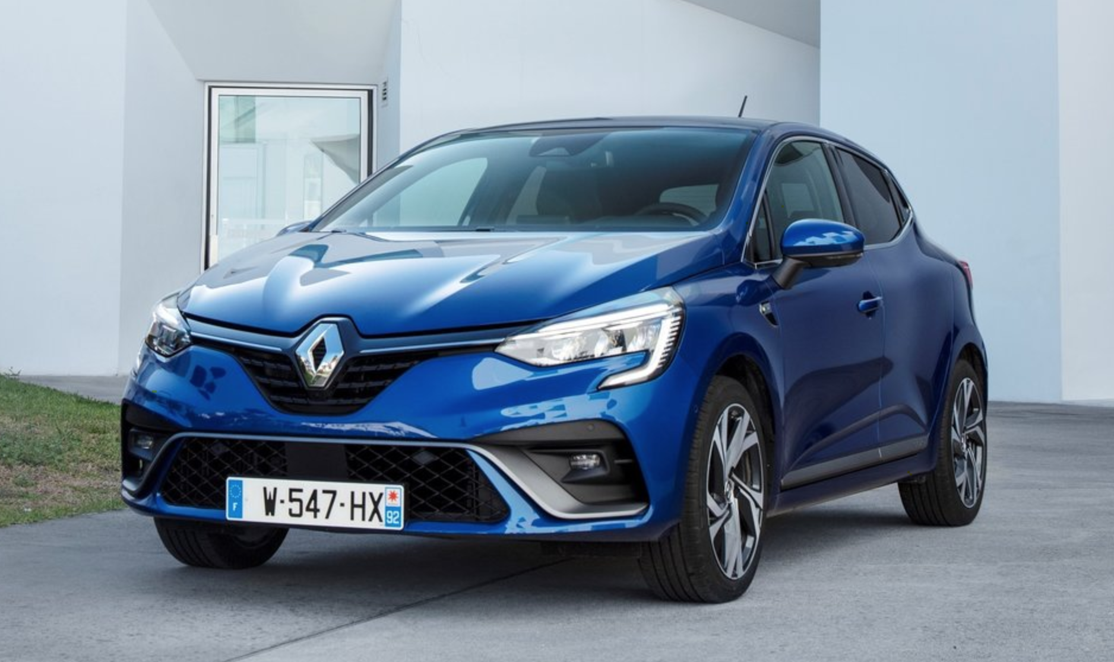 Renting Renault 2020