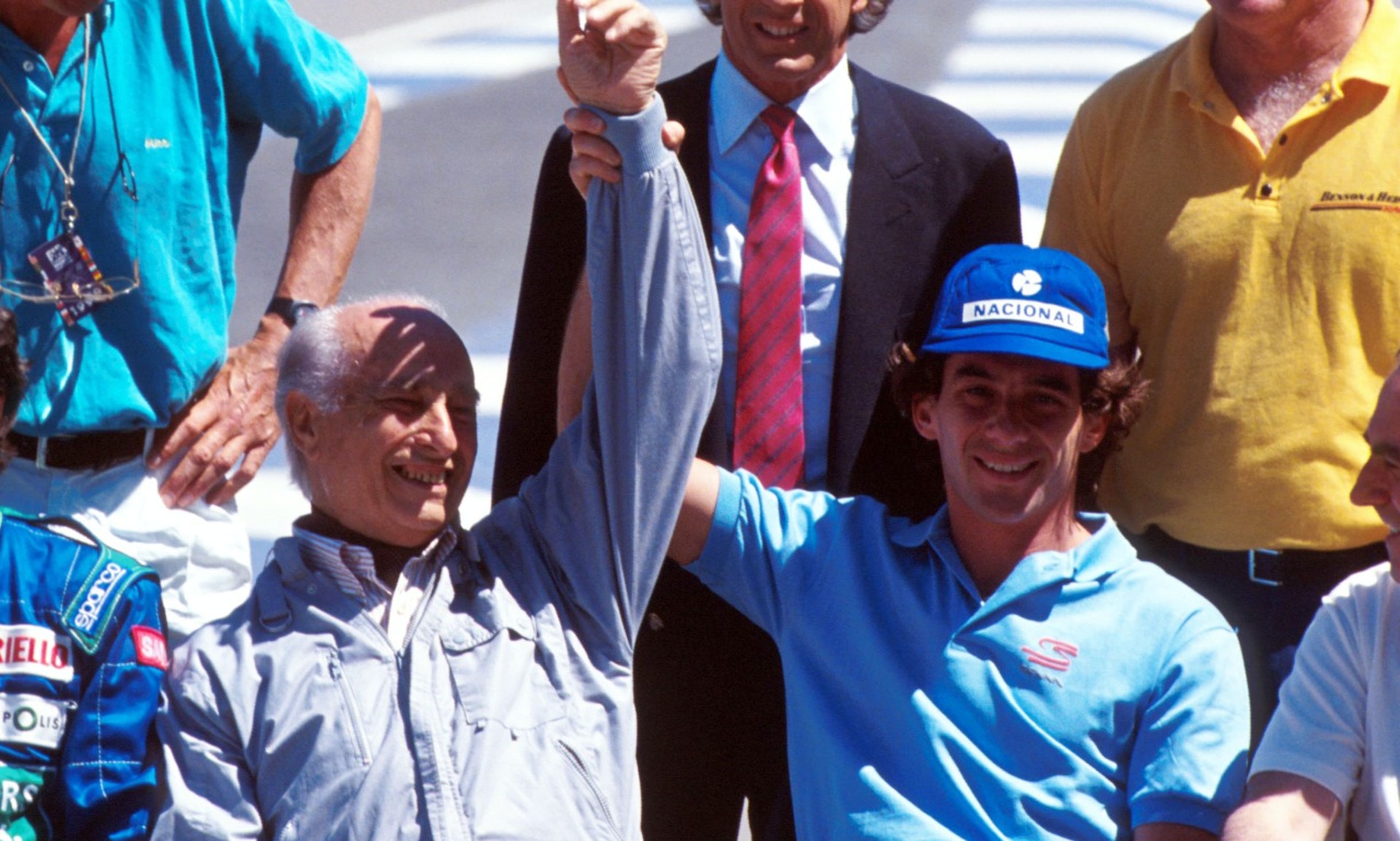 Senna junto a su gran ídolo, Juan Manuel Fangio