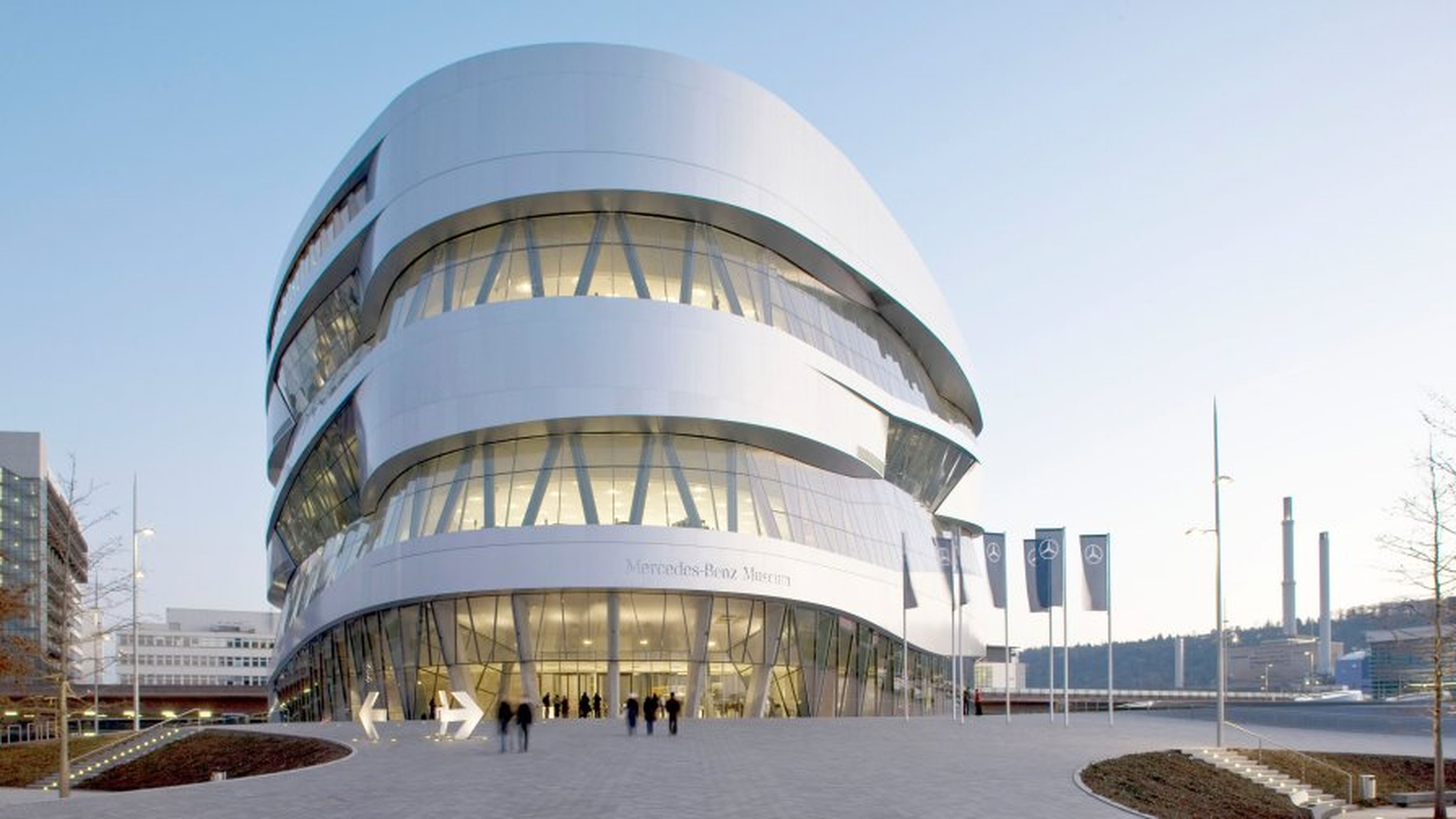 VÍDEO: Así es el museo de Mercedes visto desde un dron