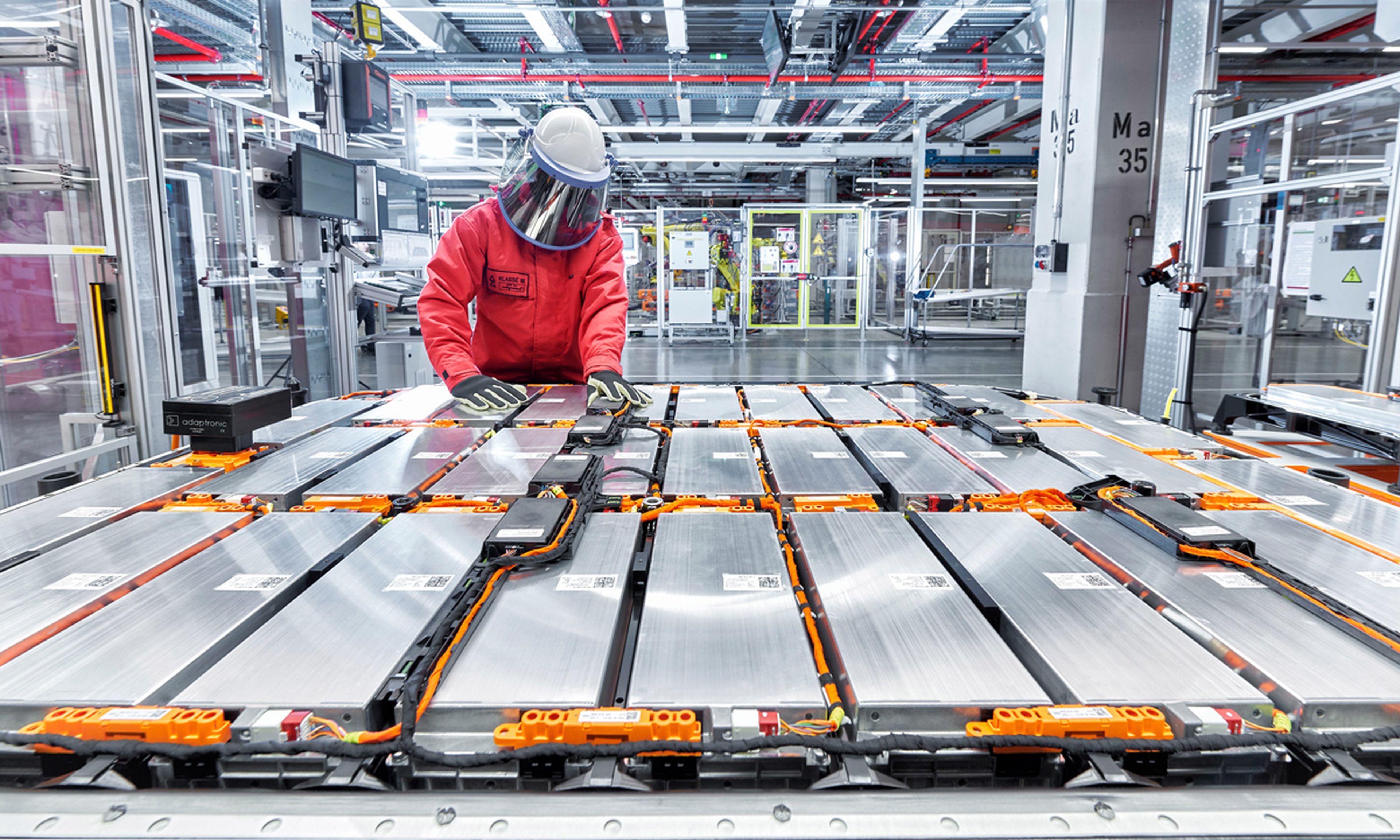 Los expertos alertan de la alta dependencia de la solución sobe la producción de baterías desde China
