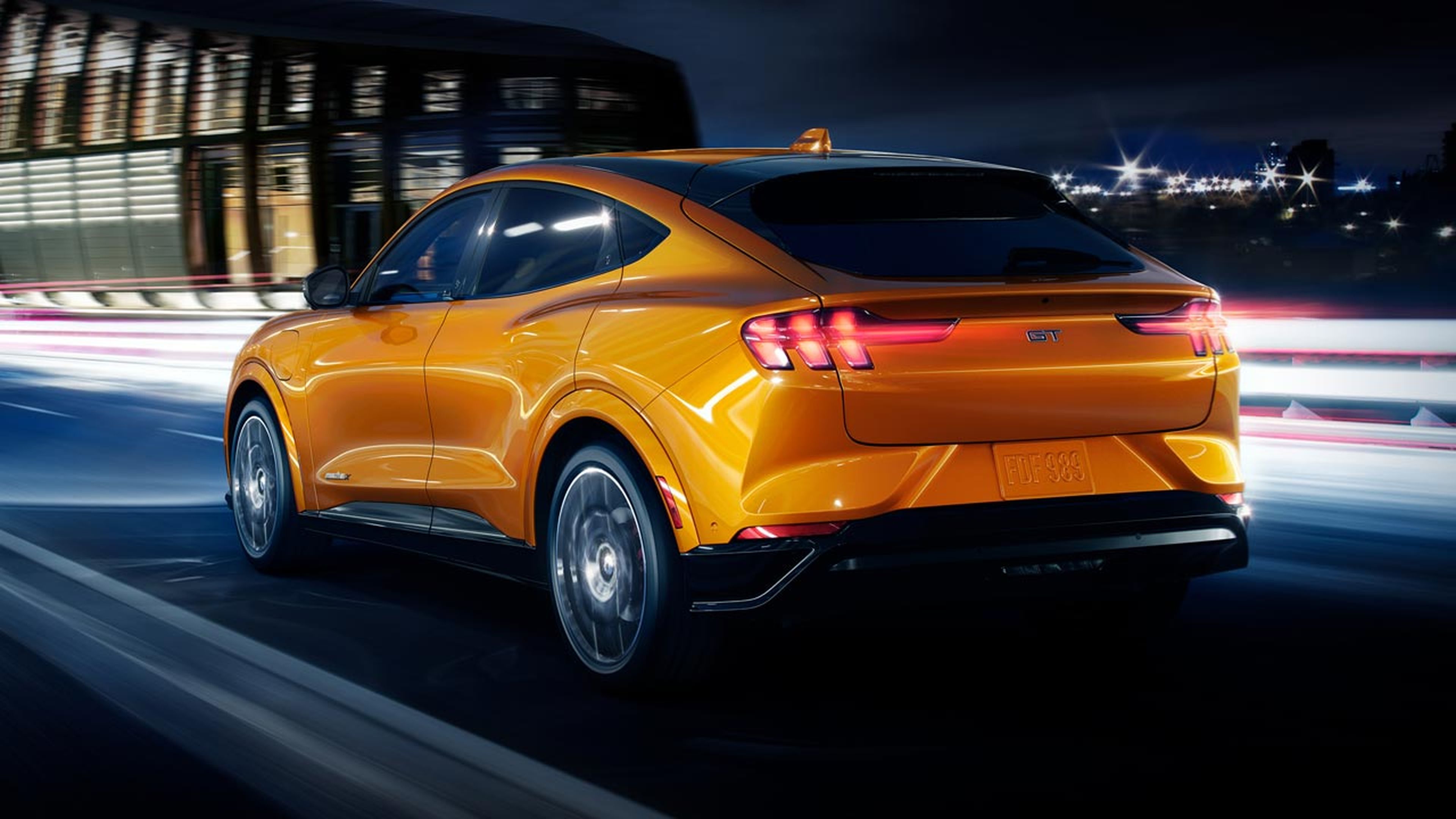 Mustang Mach-E GT Cyber Orange