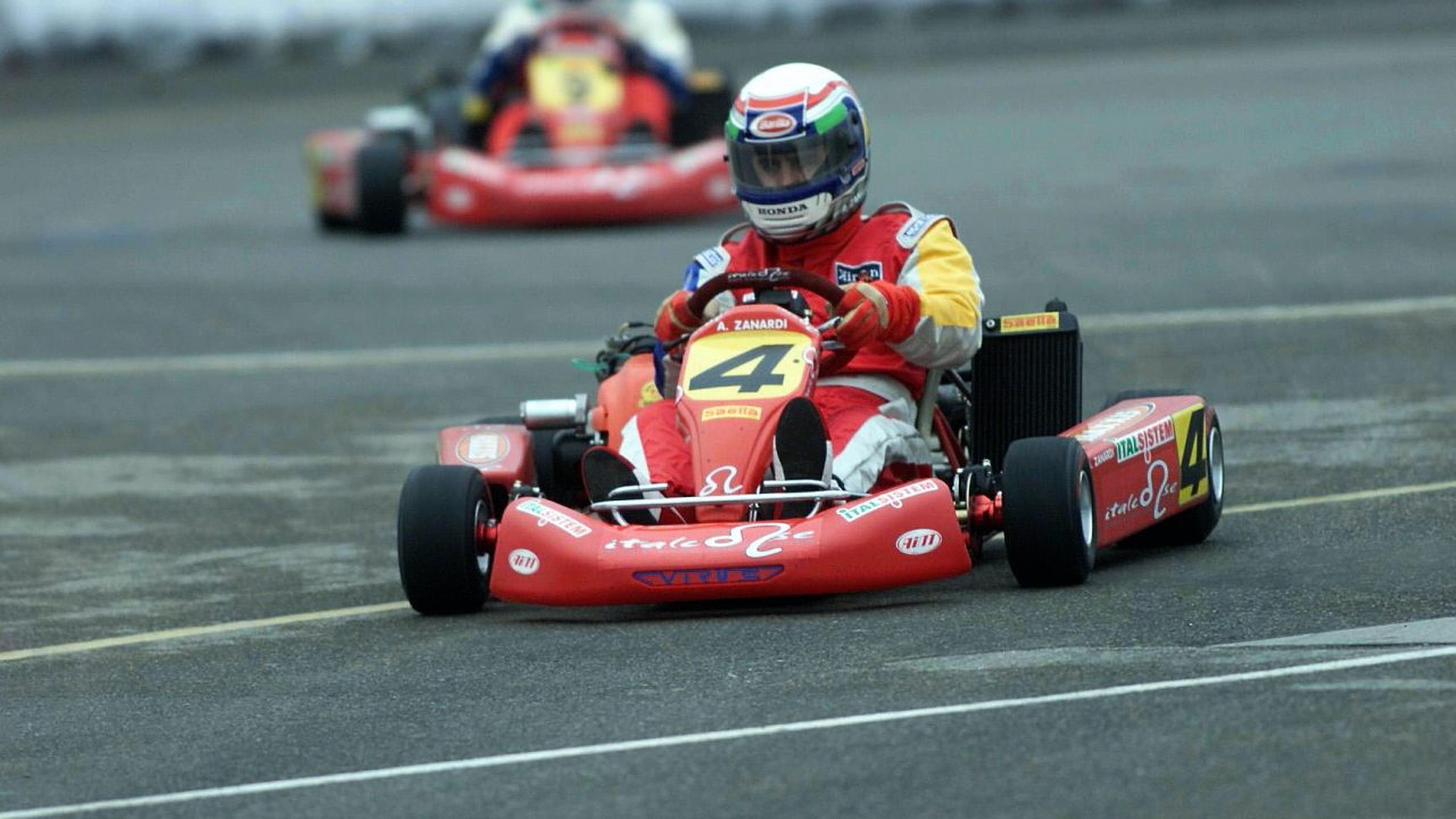 Zanardi durante un entrenamiento en karting