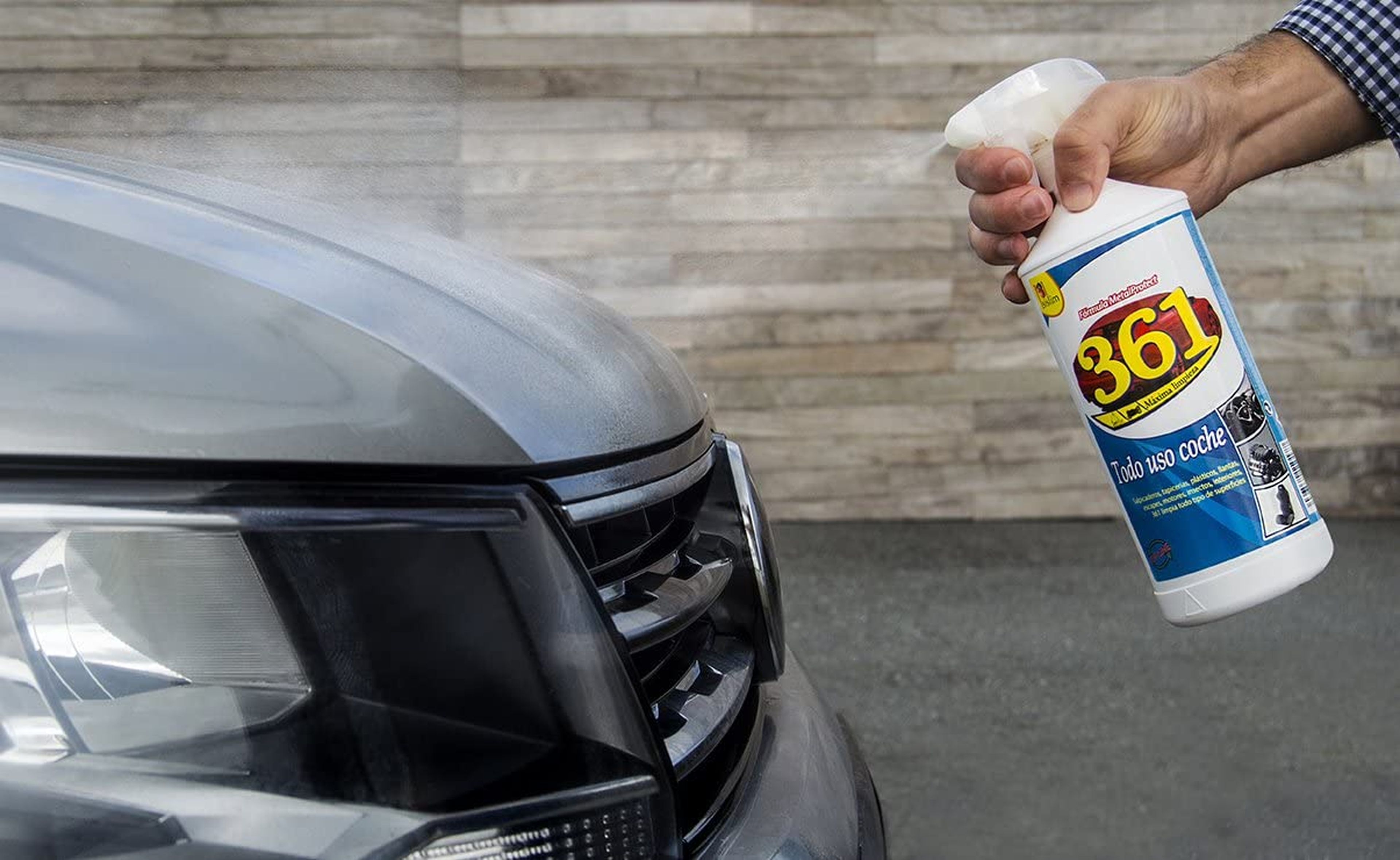Si existe un único spray limpiador para el coche, es este, y es muy barato