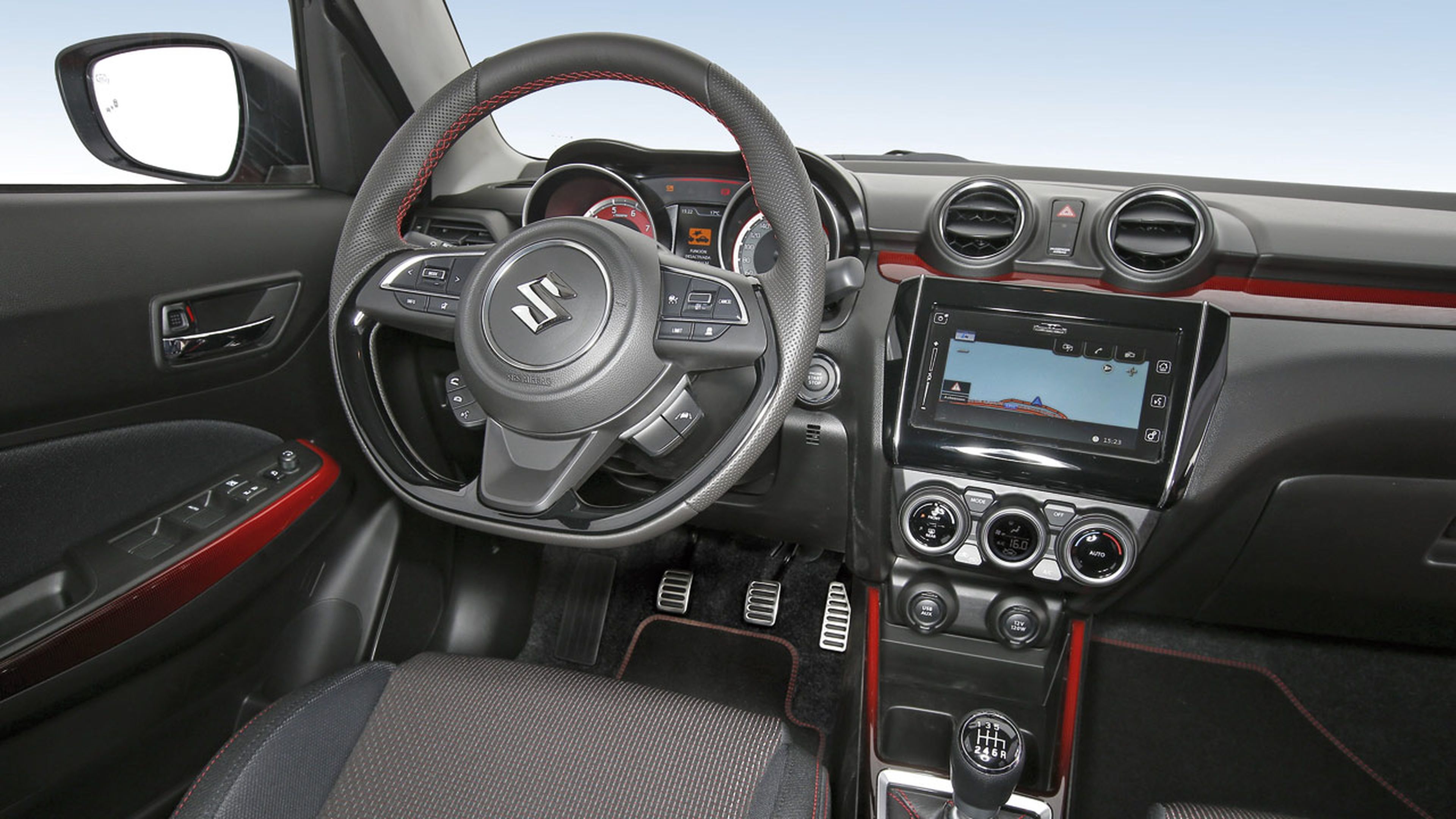 interior del Suzuki Swift Sport 2020 Mild Hybrid