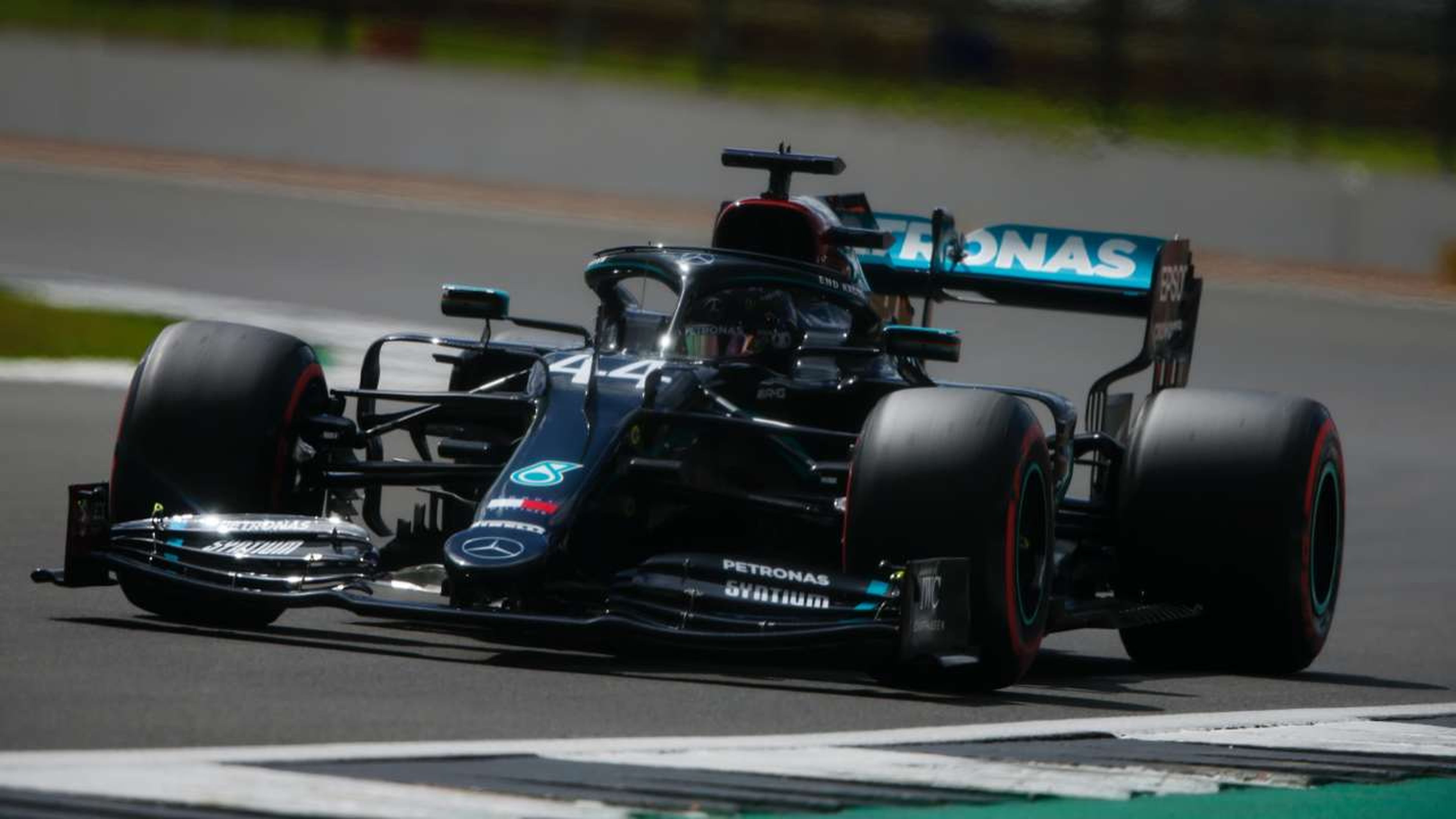 Lewis Hamilton pole Silverstone